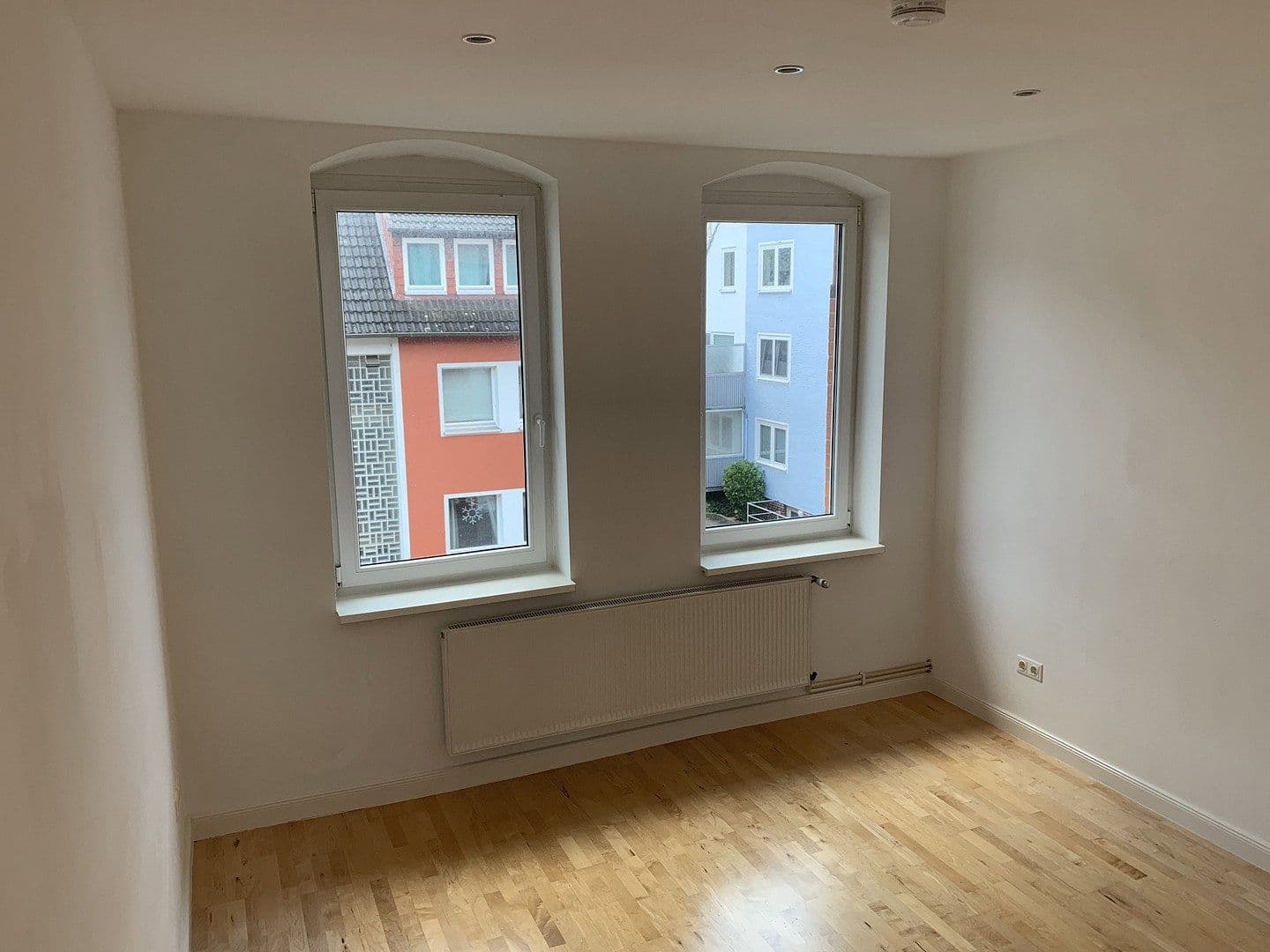 Prenájom bytu 4-izbový 128 m², Zierenbergstr. 72, Hildesheim, Dolné Sasko Prenájom bytu 4-izbový 128 m², Zierenbergstr. 72, Hildesheim, Dolné Sasko