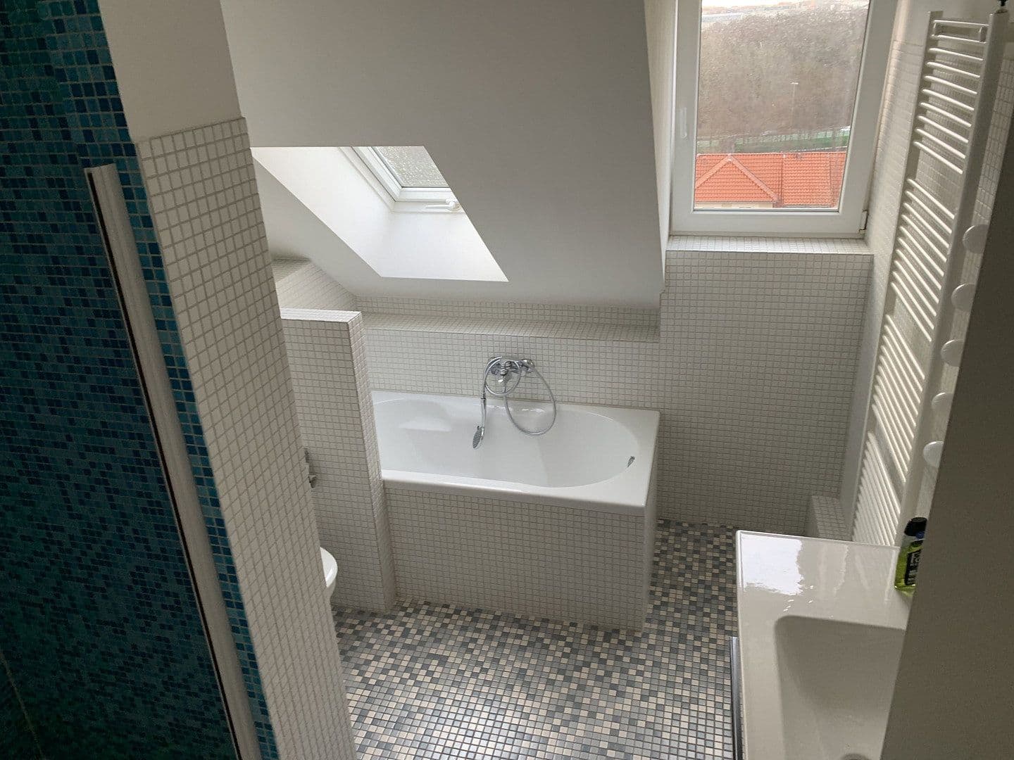 Prenájom bytu 4-izbový 128 m², Zierenbergstr. 72, Hildesheim, Dolné Sasko Prenájom bytu 4-izbový 128 m², Zierenbergstr. 72, Hildesheim, Dolné Sasko