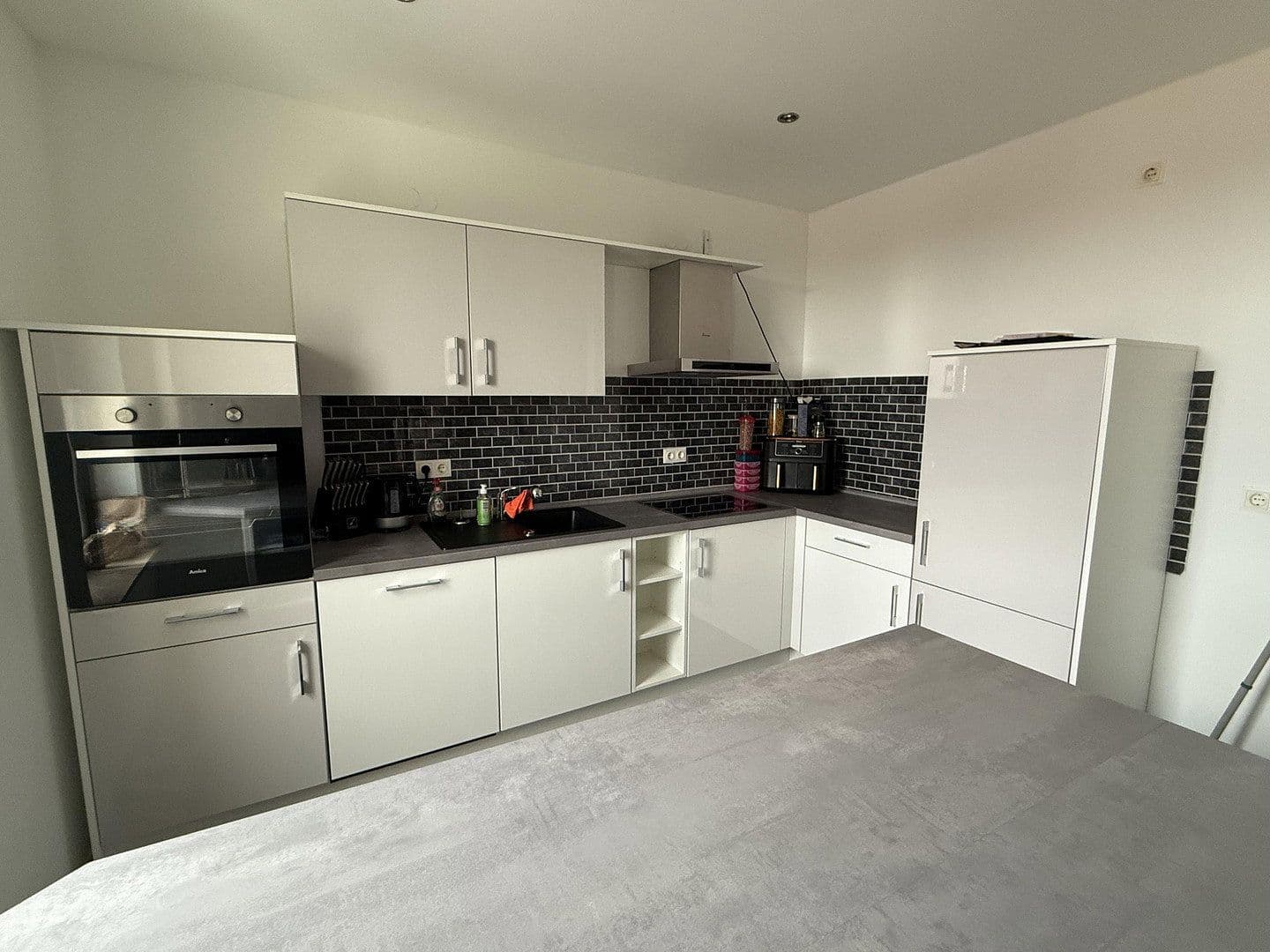Prenájom bytu 4-izbový 128 m², Zierenbergstr. 72, Hildesheim, Dolné Sasko Prenájom bytu 4-izbový 128 m², Zierenbergstr. 72, Hildesheim, Dolné Sasko