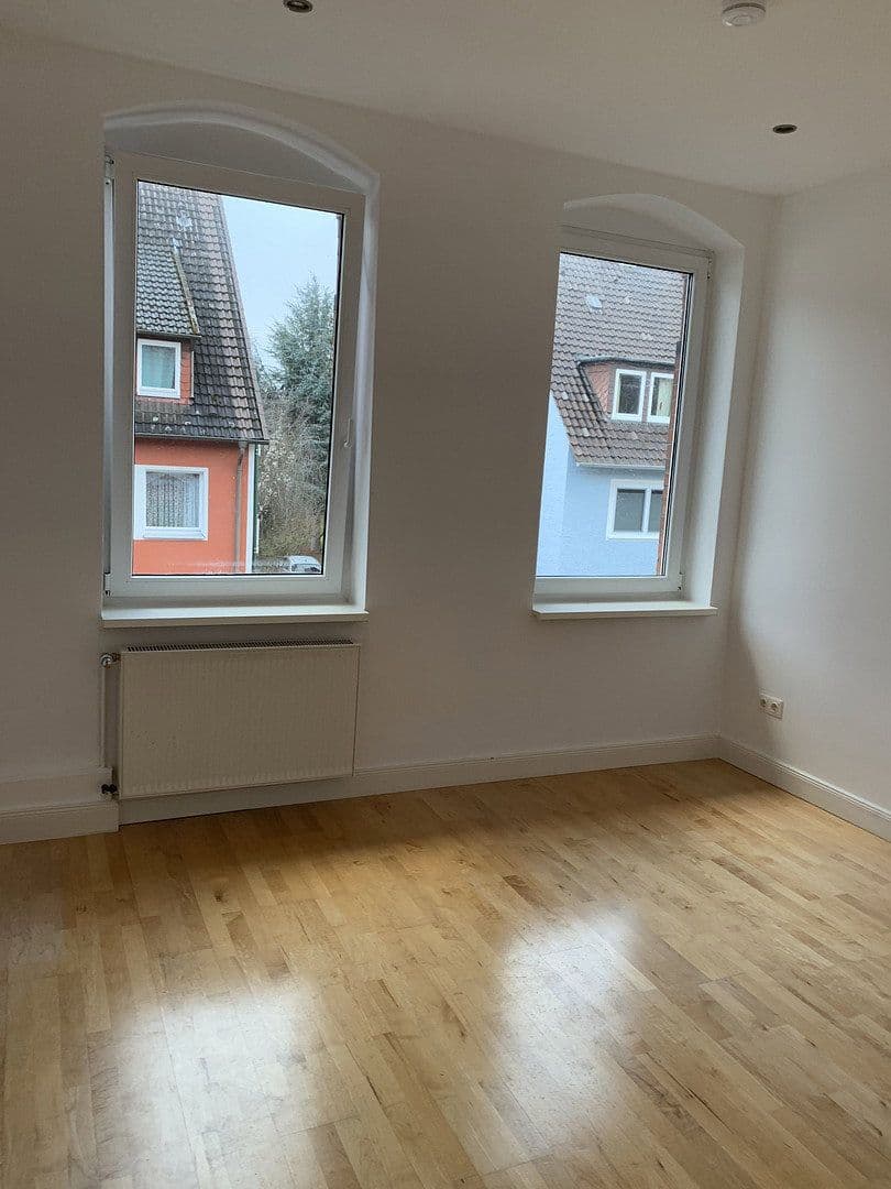 Prenájom bytu 4-izbový 128 m², Zierenbergstr. 72, Hildesheim, Dolné Sasko Prenájom bytu 4-izbový 128 m², Zierenbergstr. 72, Hildesheim, Dolné Sasko