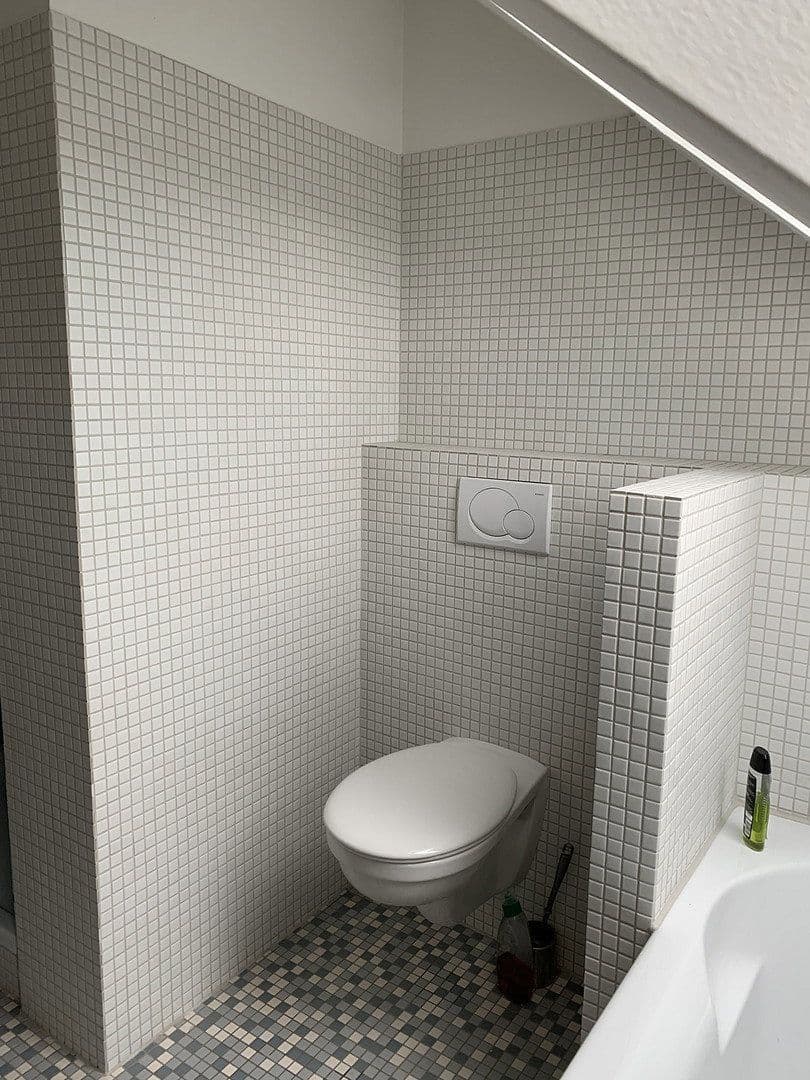 Prenájom bytu 4-izbový 128 m², Zierenbergstr. 72, Hildesheim, Dolné Sasko Prenájom bytu 4-izbový 128 m², Zierenbergstr. 72, Hildesheim, Dolné Sasko