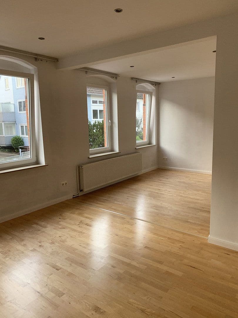 Prenájom bytu 4-izbový 128 m², Zierenbergstr. 72, Hildesheim, Dolné Sasko Prenájom bytu 4-izbový 128 m², Zierenbergstr. 72, Hildesheim, Dolné Sasko