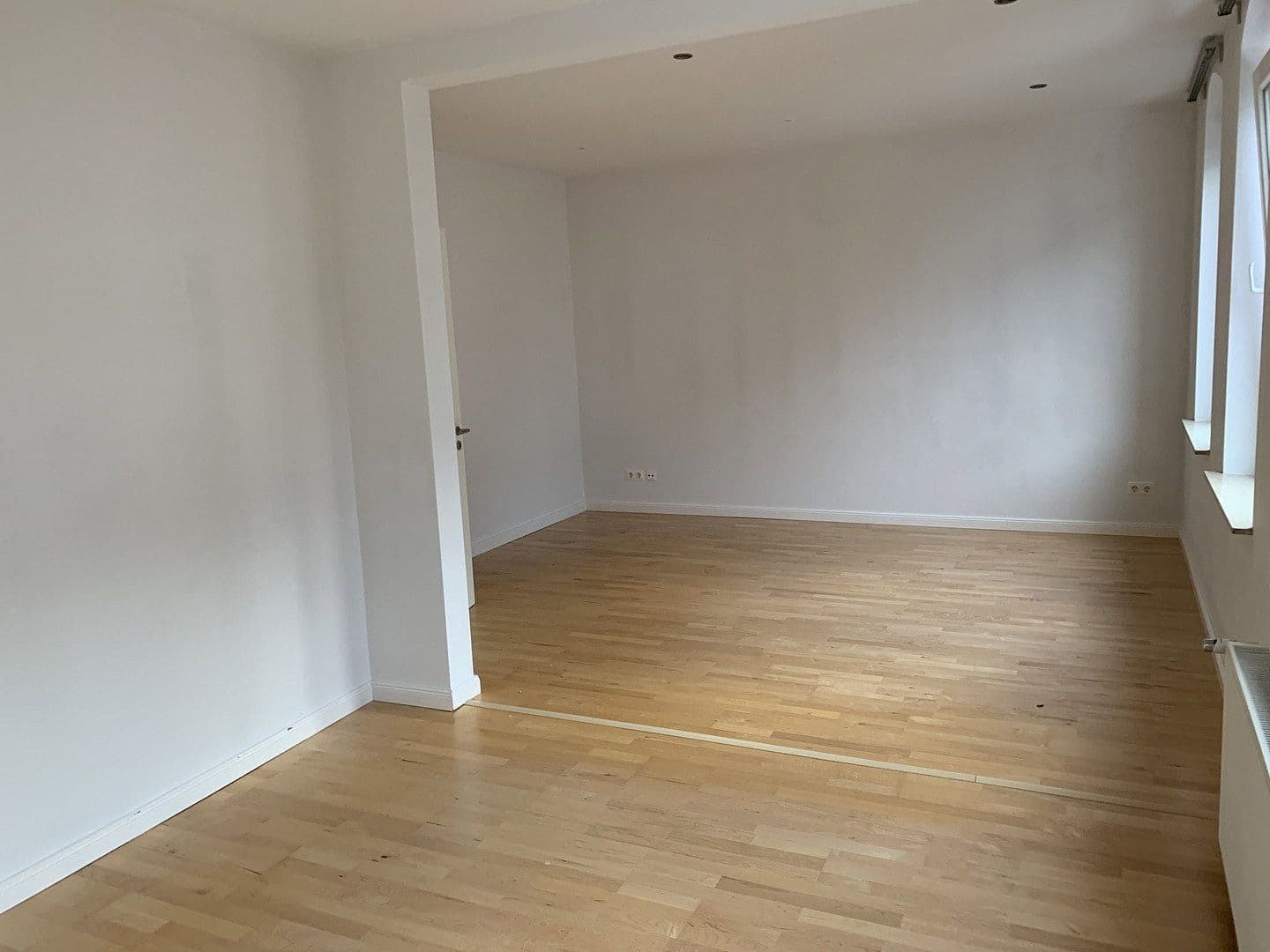 Prenájom bytu 4-izbový 128 m², Zierenbergstr. 72, Hildesheim, Dolné Sasko Prenájom bytu 4-izbový 128 m², Zierenbergstr. 72, Hildesheim, Dolné Sasko