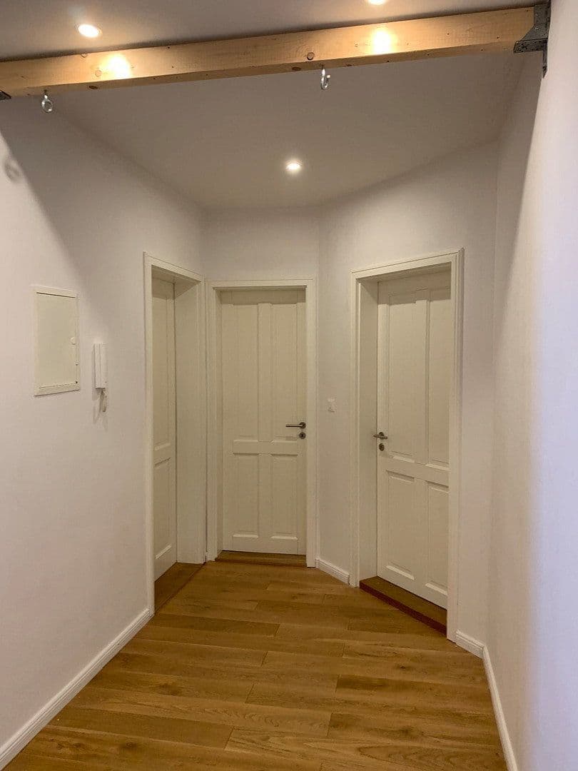 Prenájom bytu 4-izbový 128 m², Zierenbergstr. 72, Hildesheim, Dolné Sasko Prenájom bytu 4-izbový 128 m², Zierenbergstr. 72, Hildesheim, Dolné Sasko