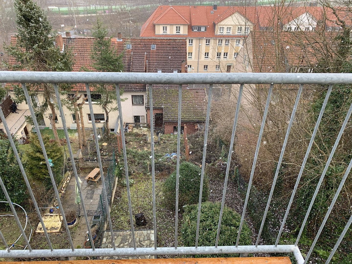 Prenájom bytu 4-izbový 128 m², Zierenbergstr. 72, Hildesheim, Dolné Sasko Prenájom bytu 4-izbový 128 m², Zierenbergstr. 72, Hildesheim, Dolné Sasko