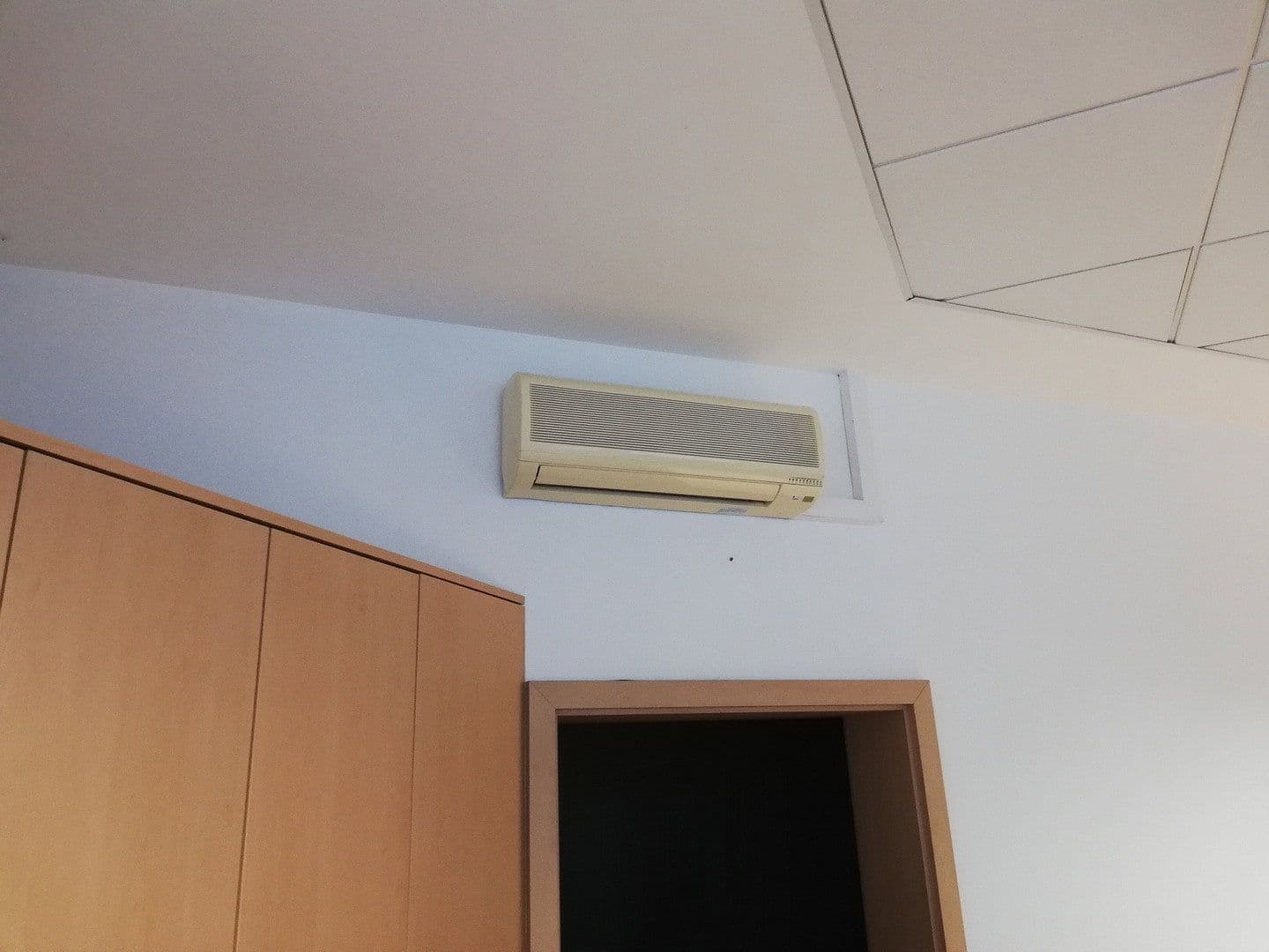 Prenájom kancelárie 75 m², Schwarzwaldstraße 19+21, Freudenstadt, Bádensko-Wurttembersko Prenájom kancelárie 75 m², Schwarzwaldstraße 19+21, Freudenstadt, Bádensko-Wurttembersko