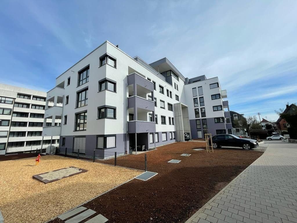 Prenájom bytu 4-izbový 89 m², Gerhardtstr. 13, Sindelfingen, Bádensko-Wurttembersko Prenájom bytu 4-izbový 89 m², Gerhardtstr. 13, Sindelfingen, Bádensko-Wurttembersko