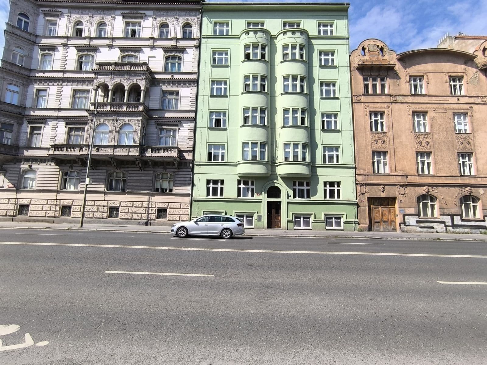 Prenájom bytu 2-izbový 45 m², Strakonická, Praha, Praha Prenájom bytu 2-izbový 45 m², Strakonická, Praha, Praha