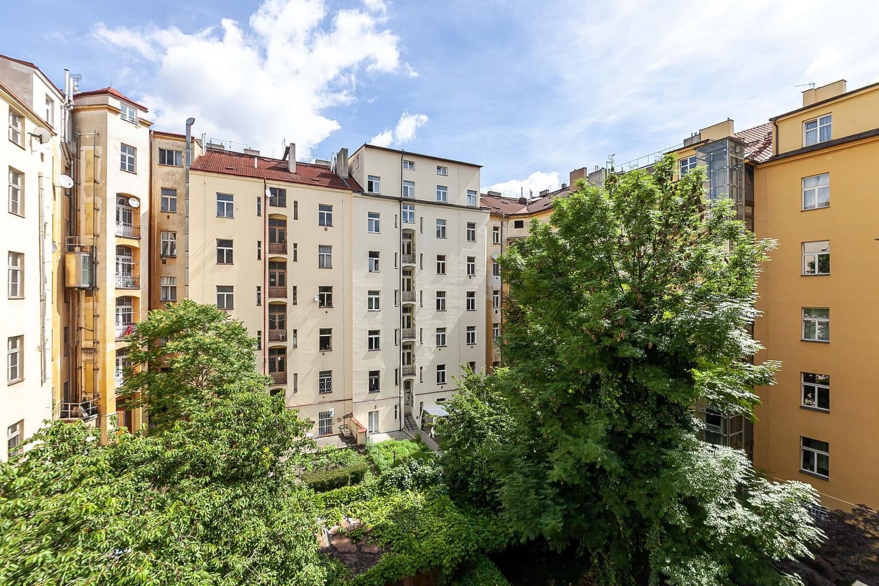 Predaj bytu 2-izbový 41 m², Orelská, Praha, Praha Predaj bytu 2-izbový 41 m², Orelská, Praha, Praha
