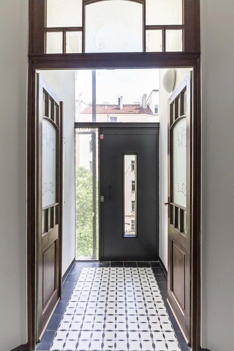 Predaj bytu 2-izbový 41 m², Orelská, Praha, Praha Predaj bytu 2-izbový 41 m², Orelská, Praha, Praha