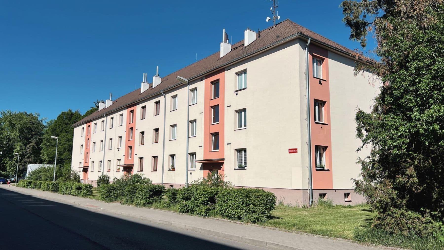 Prenájom bytu 2-izbový 49 m², Sídliště Generála J. Kholla, Rakovník, Středočeský kraj Prenájom bytu 2-izbový 49 m², Sídliště Generála J. Kholla, Rakovník, Středočeský kraj