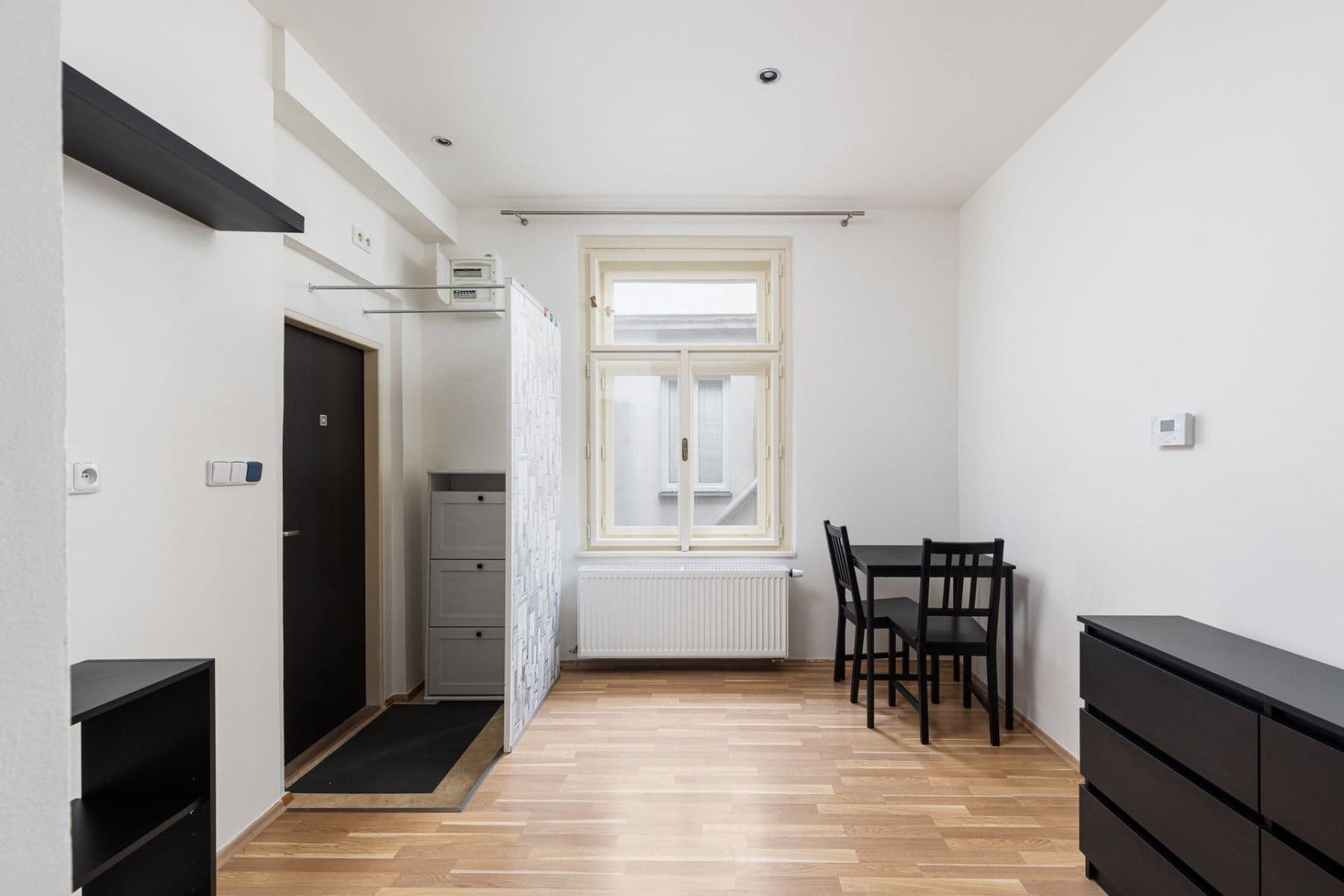 Prenájom bytu 1-izbový 30 m², Navrátilova, Praha, Praha Prenájom bytu 1-izbový 30 m², Navrátilova, Praha, Praha