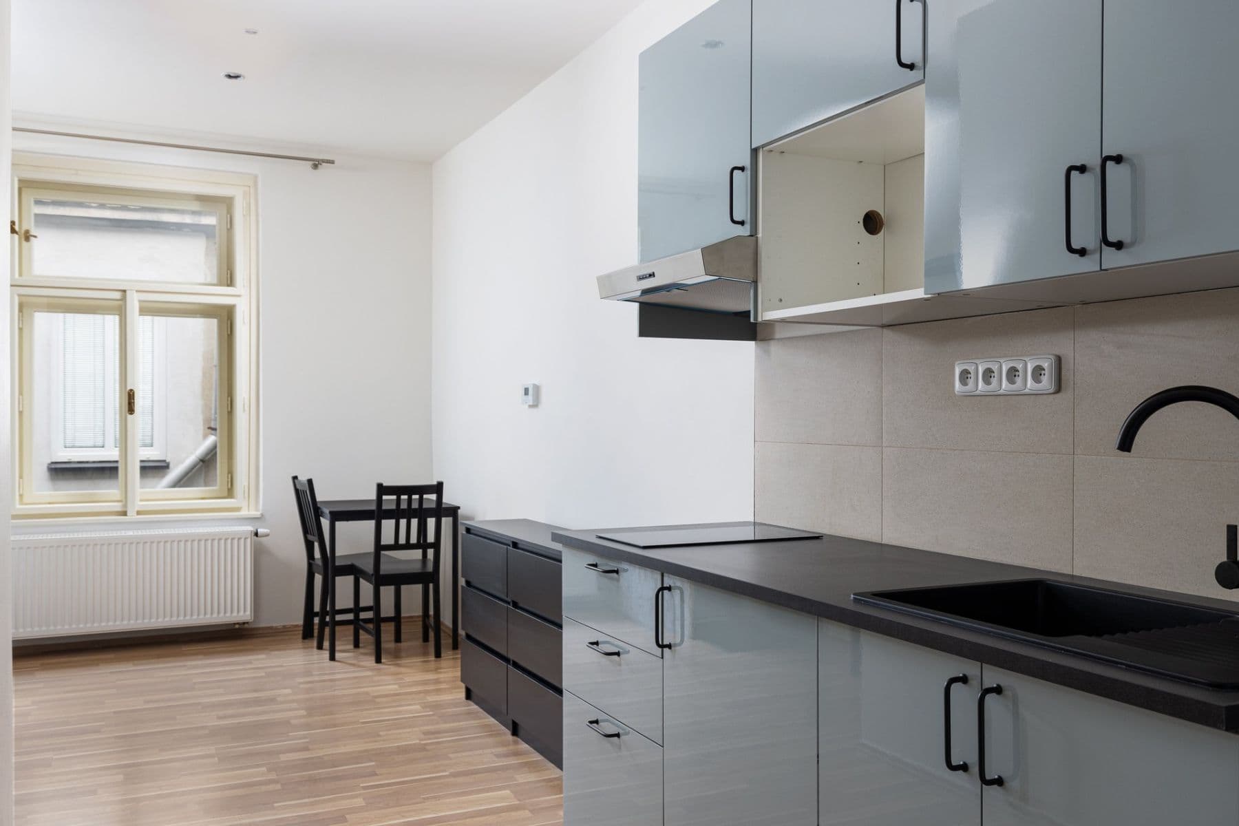 Prenájom bytu 1-izbový 30 m², Navrátilova, Praha, Praha Prenájom bytu 1-izbový 30 m², Navrátilova, Praha, Praha