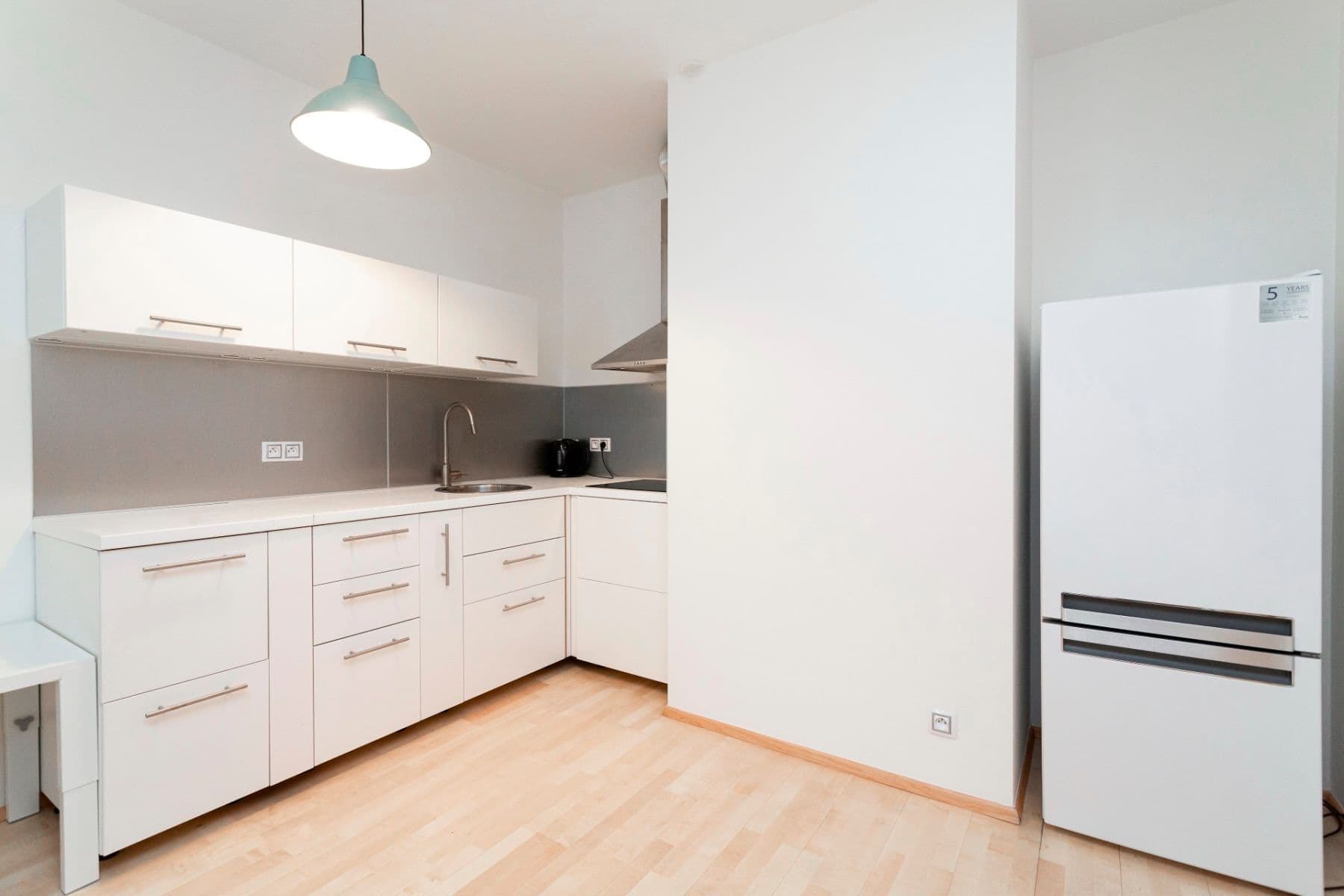 Prenájom bytu 1-izbový 43 m², Olšanská, Praha, Praha Prenájom bytu 1-izbový 43 m², Olšanská, Praha, Praha