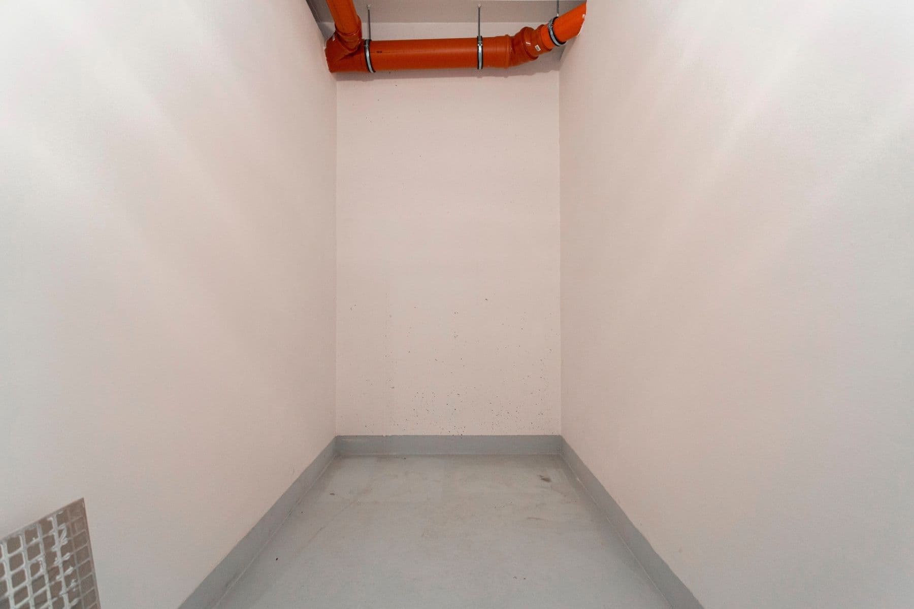 Prenájom bytu 1-izbový 43 m², Olšanská, Praha, Praha Prenájom bytu 1-izbový 43 m², Olšanská, Praha, Praha