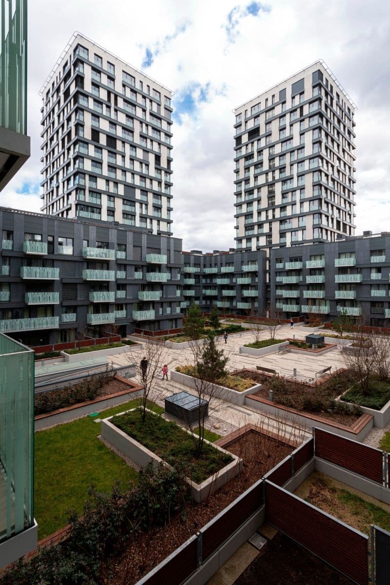 Prenájom bytu 1-izbový 43 m², Olšanská, Praha, Praha Prenájom bytu 1-izbový 43 m², Olšanská, Praha, Praha