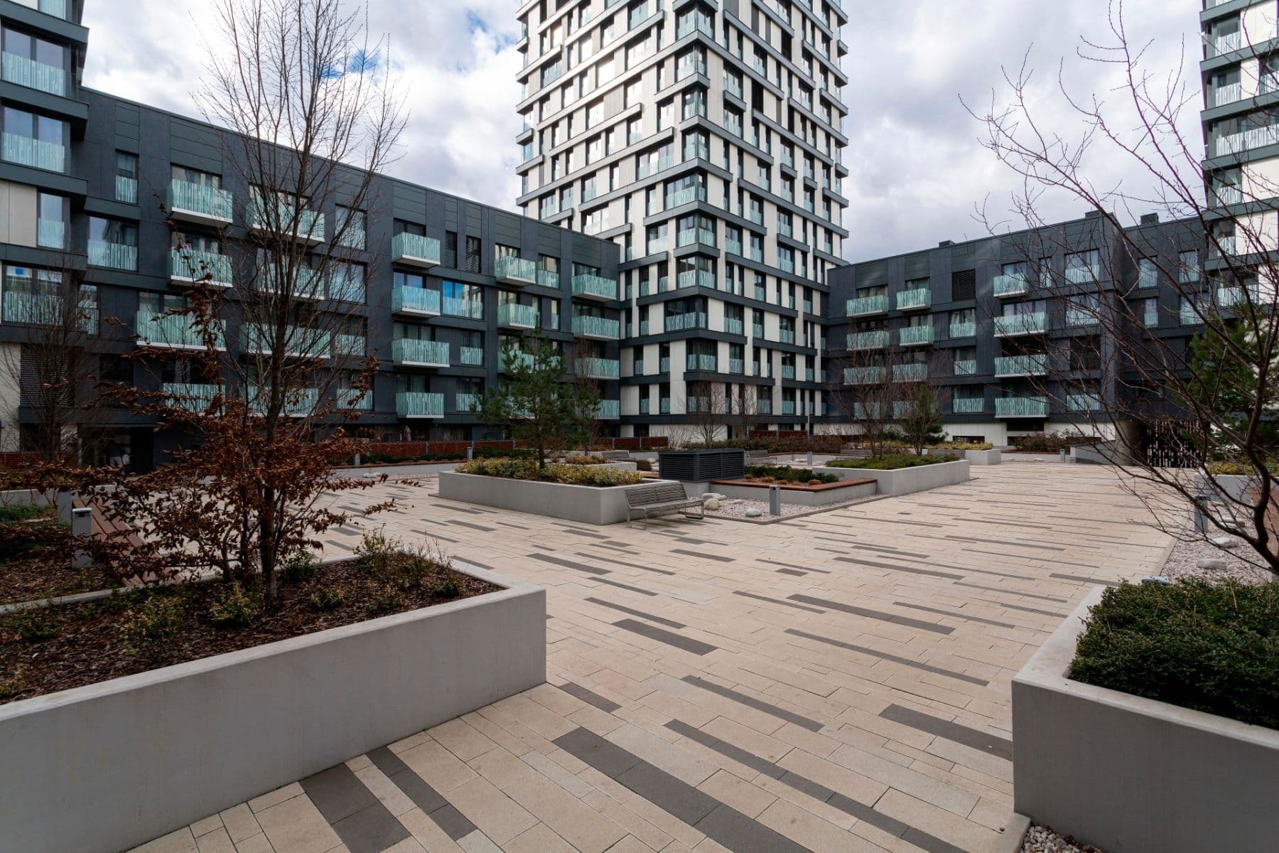 Prenájom bytu 1-izbový 43 m², Olšanská, Praha, Praha Prenájom bytu 1-izbový 43 m², Olšanská, Praha, Praha