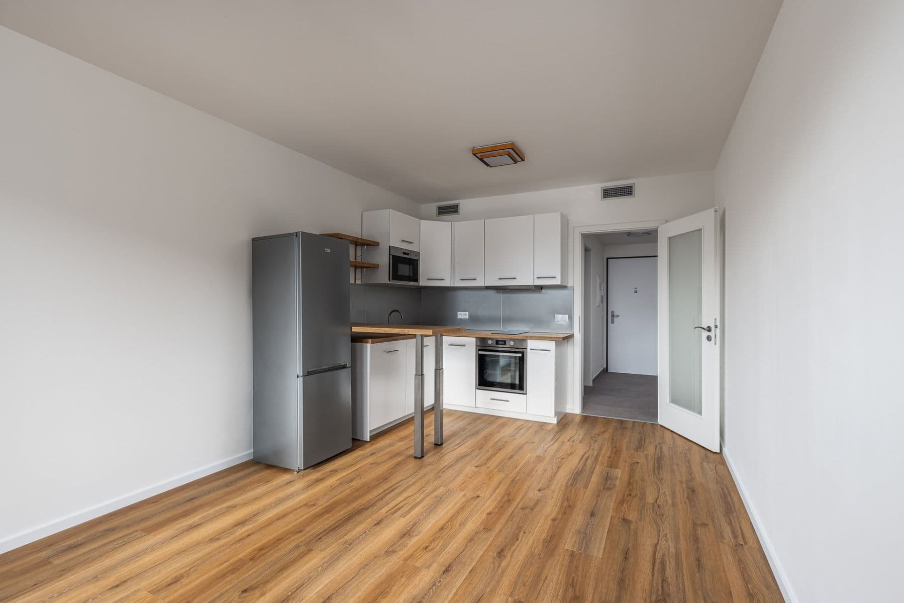 Prenájom bytu 1-izbový 33 m², Smržových, Praha, Praha Prenájom bytu 1-izbový 33 m², Smržových, Praha, Praha