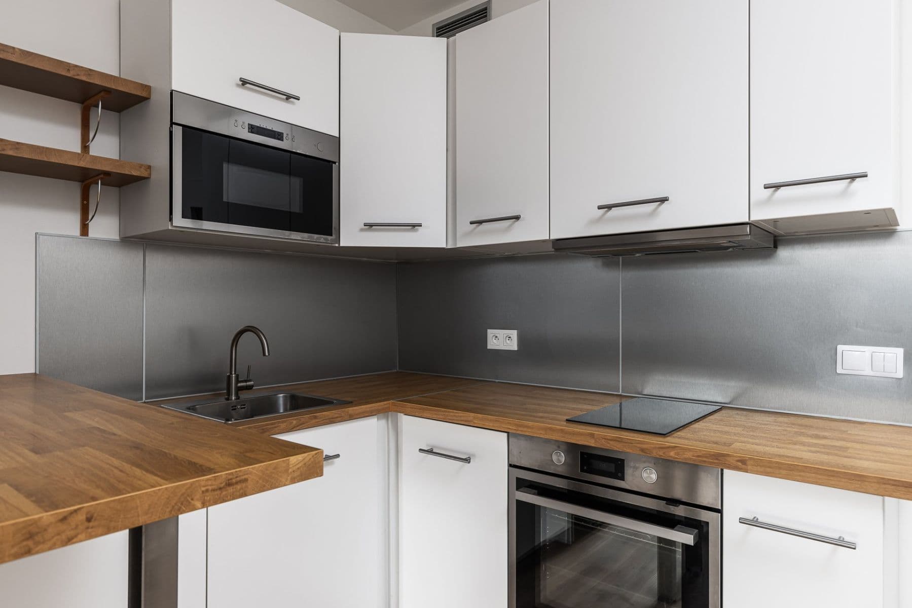 Prenájom bytu 1-izbový 33 m², Smržových, Praha, Praha Prenájom bytu 1-izbový 33 m², Smržových, Praha, Praha