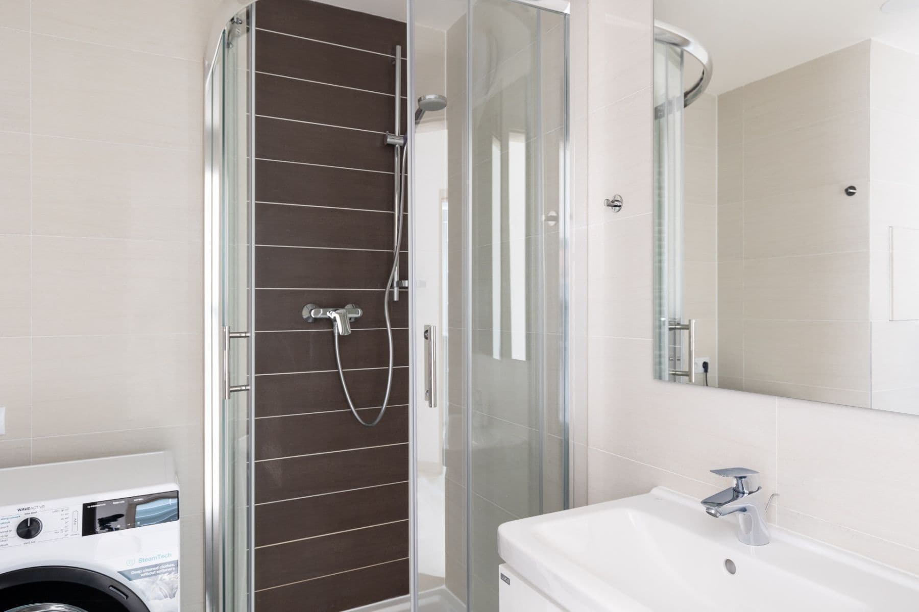 Prenájom bytu 1-izbový 37 m², Toufarova, Praha, Praha Prenájom bytu 1-izbový 37 m², Toufarova, Praha, Praha