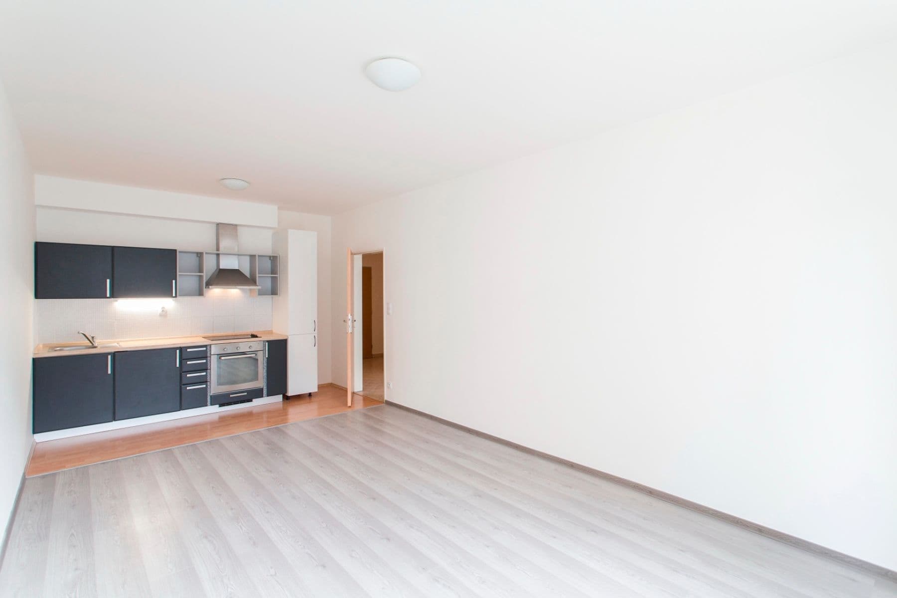 Prenájom bytu 2-izbový 48 m², Pod Harfou, Praha, Praha Prenájom bytu 2-izbový 48 m², Pod Harfou, Praha, Praha