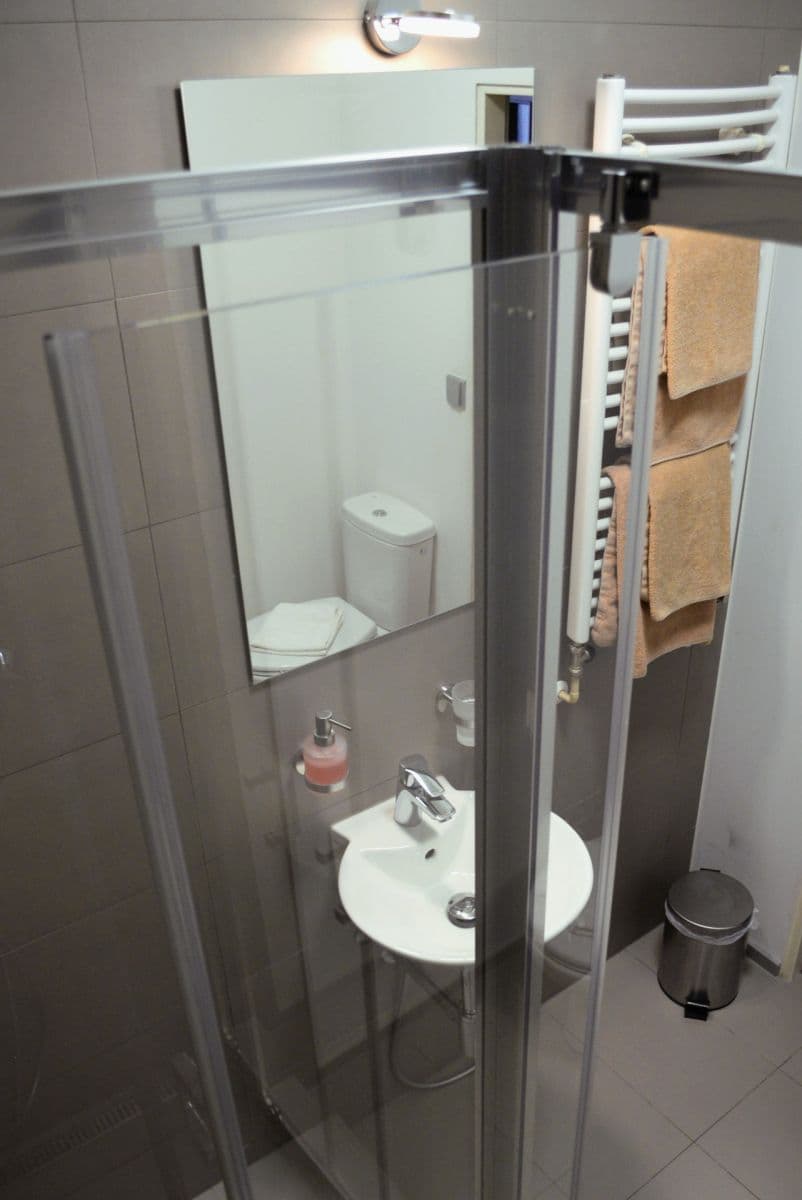 Prenájom bytu 1-izbový 23 m², Letců, Olomouc, Olomoucký kraj Prenájom bytu 1-izbový 23 m², Letců, Olomouc, Olomoucký kraj