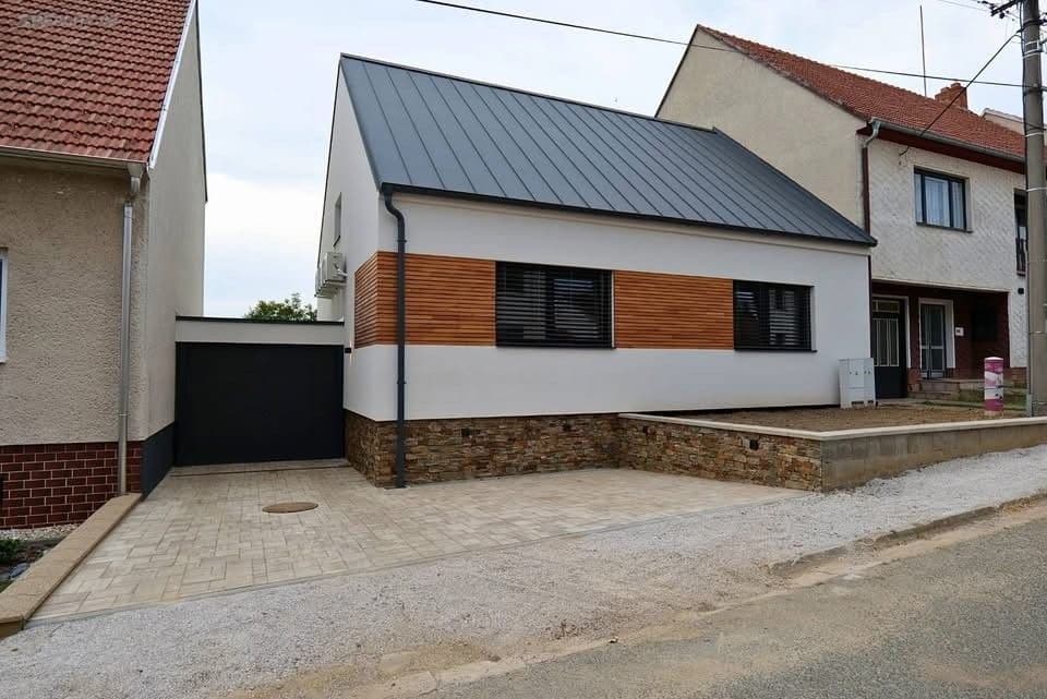 Predaj domu 200 m², pozemek 800 m², Moravany, Jihomoravský kraj Predaj domu 200 m², pozemek 800 m², Moravany, Jihomoravský kraj