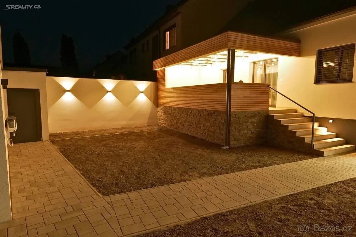 Predaj domu 200 m², pozemek 800 m², Moravany, Jihomoravský kraj Predaj domu 200 m², pozemek 800 m², Moravany, Jihomoravský kraj