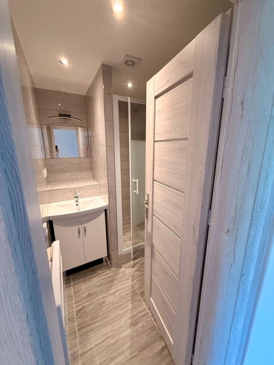 Predaj bytu 1-izbový 25 m², Tečovice, Zlínský kraj Predaj bytu 1-izbový 25 m², Tečovice, Zlínský kraj