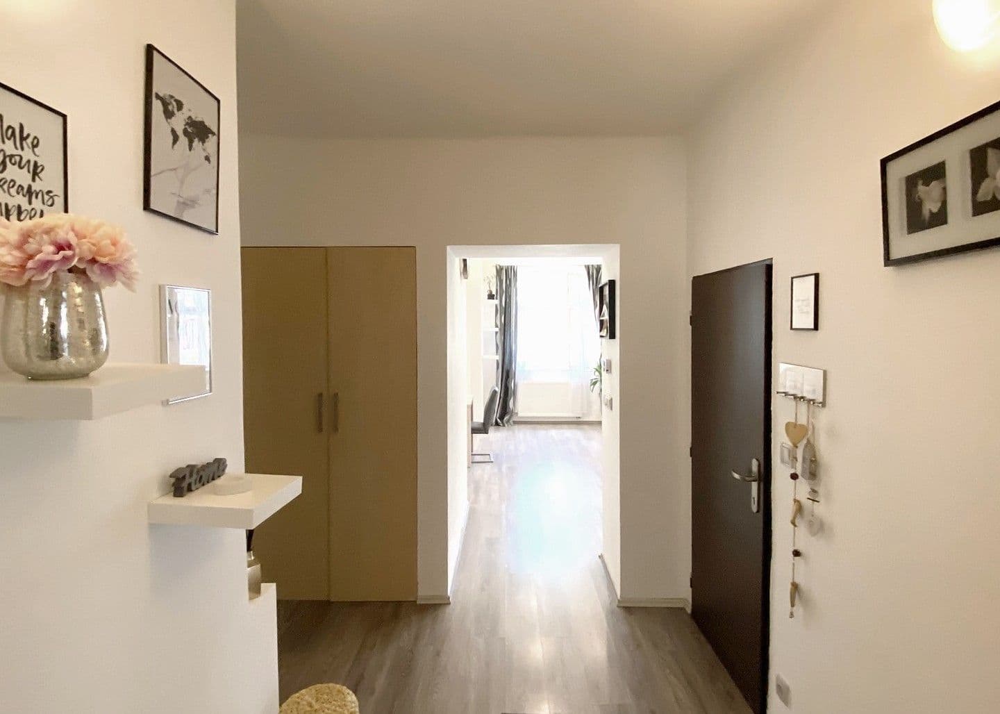 Prenájom bytu 3-izbový 95 m², U Střešovických hřišť, Praha, Praha Prenájom bytu 3-izbový 95 m², U Střešovických hřišť, Praha, Praha