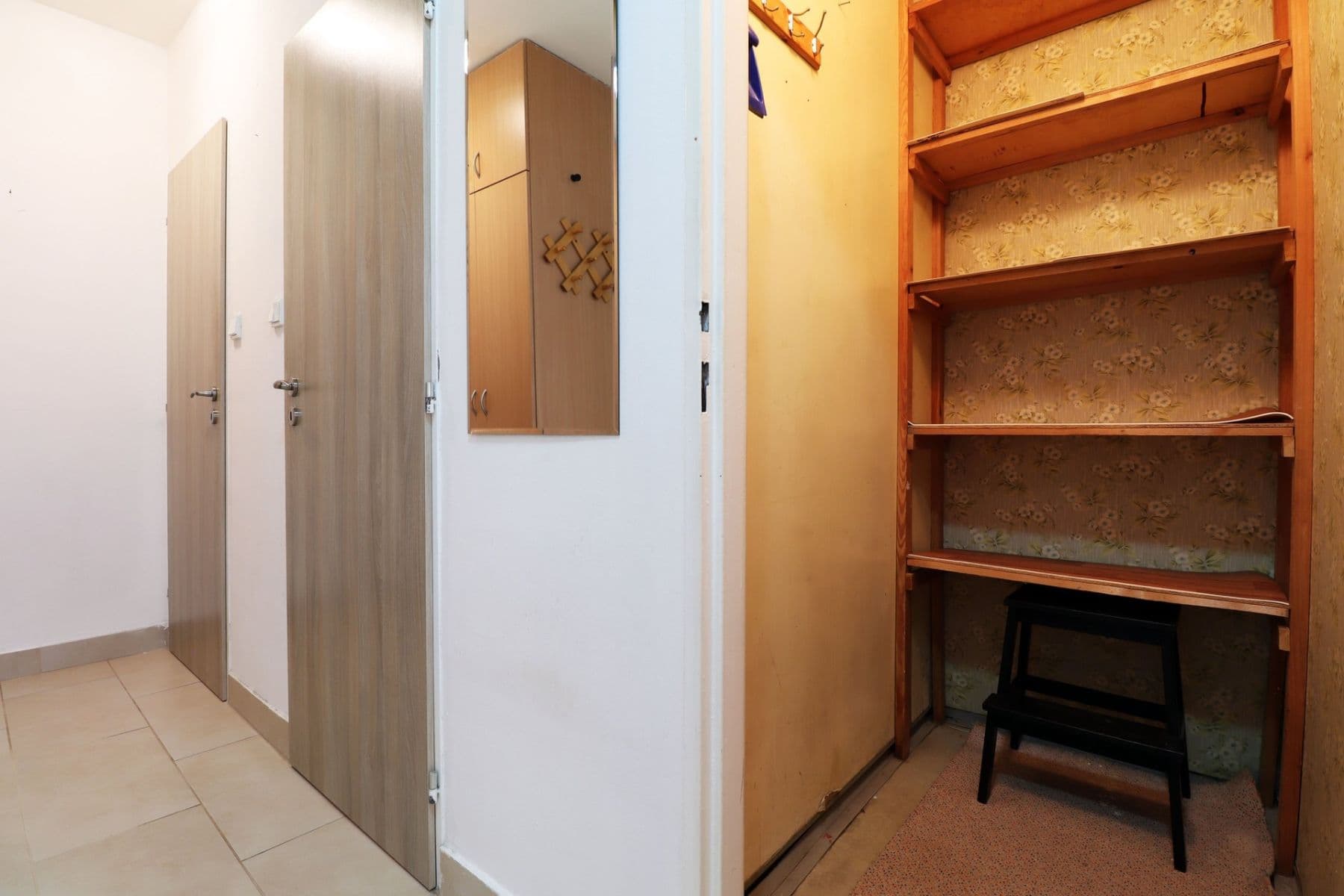 Prenájom bytu 3-izbový 67 m², Ke Kateřinkám, Praha, Praha Prenájom bytu 3-izbový 67 m², Ke Kateřinkám, Praha, Praha