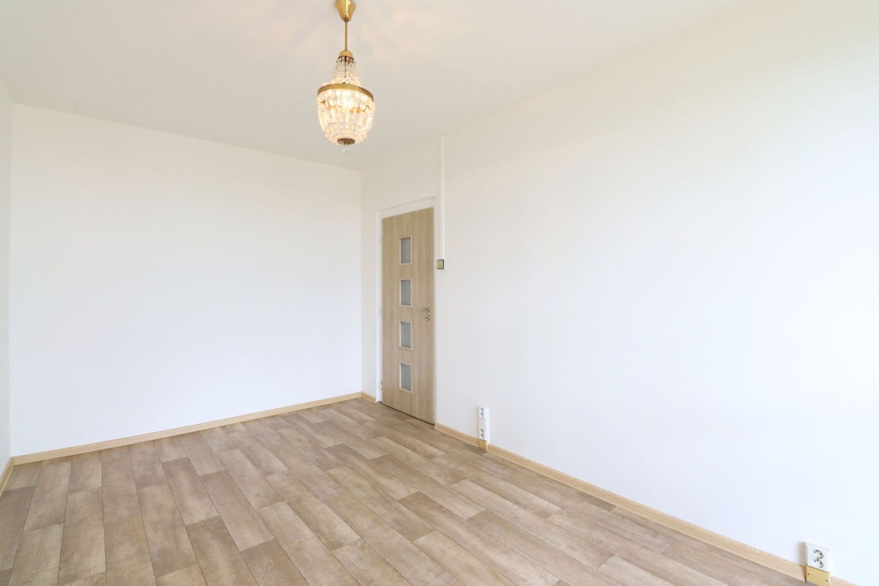 Prenájom bytu 3-izbový 67 m², Ke Kateřinkám, Praha, Praha Prenájom bytu 3-izbový 67 m², Ke Kateřinkám, Praha, Praha