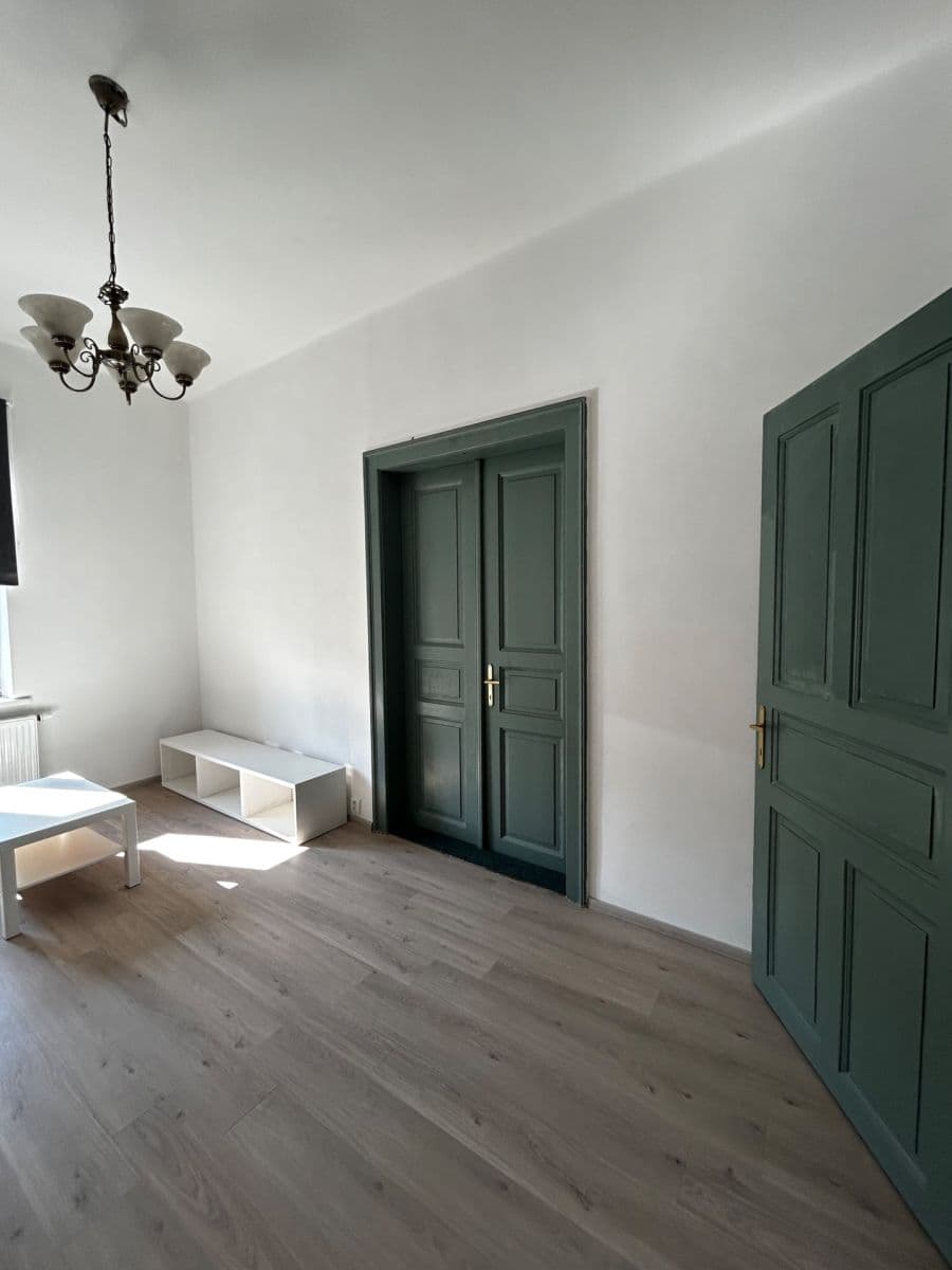 Prenájom bytu 2-izbový 54 m², Bezručova, Děčín, Ústecký kraj Prenájom bytu 2-izbový 54 m², Bezručova, Děčín, Ústecký kraj