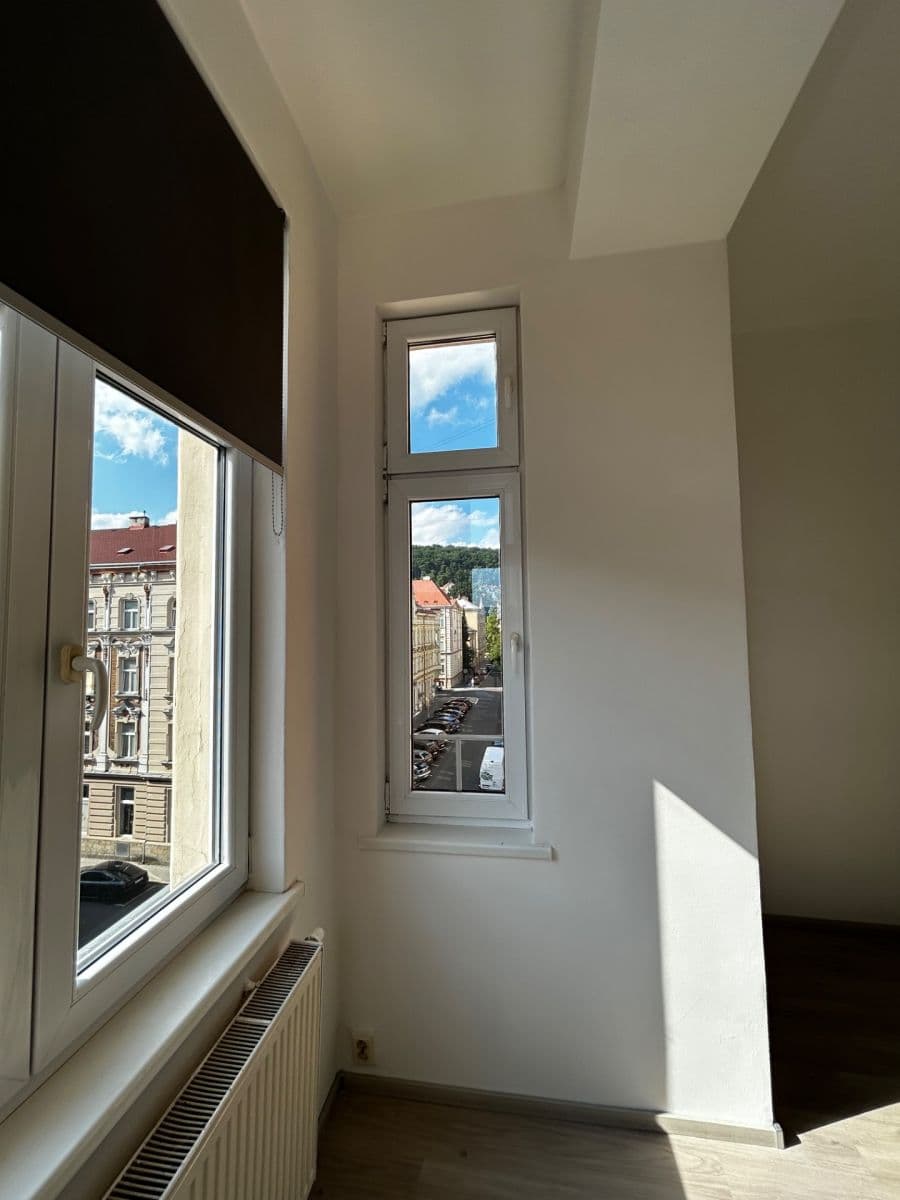Prenájom bytu 2-izbový 54 m², Bezručova, Děčín, Ústecký kraj Prenájom bytu 2-izbový 54 m², Bezručova, Děčín, Ústecký kraj