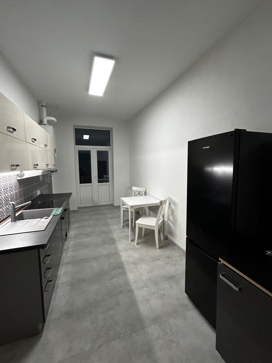 Prenájom bytu 2-izbový 54 m², Bezručova, Děčín, Ústecký kraj Prenájom bytu 2-izbový 54 m², Bezručova, Děčín, Ústecký kraj