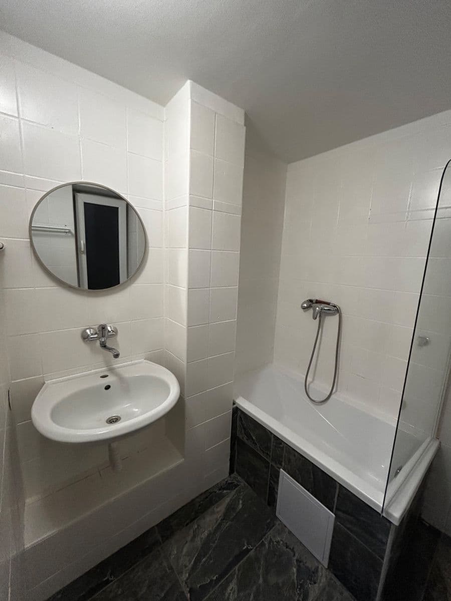 Prenájom bytu 2-izbový 54 m², Bezručova, Děčín, Ústecký kraj Prenájom bytu 2-izbový 54 m², Bezručova, Děčín, Ústecký kraj