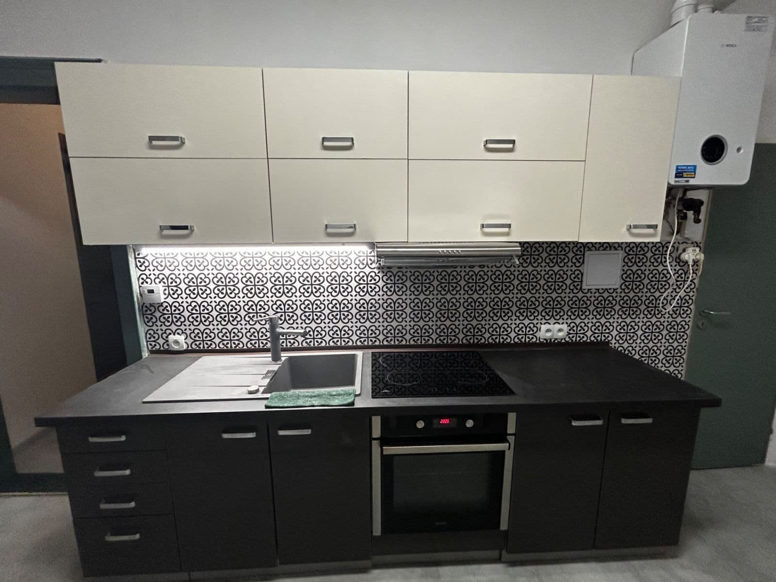 Prenájom bytu 2-izbový 54 m², Bezručova, Děčín, Ústecký kraj Prenájom bytu 2-izbový 54 m², Bezručova, Děčín, Ústecký kraj