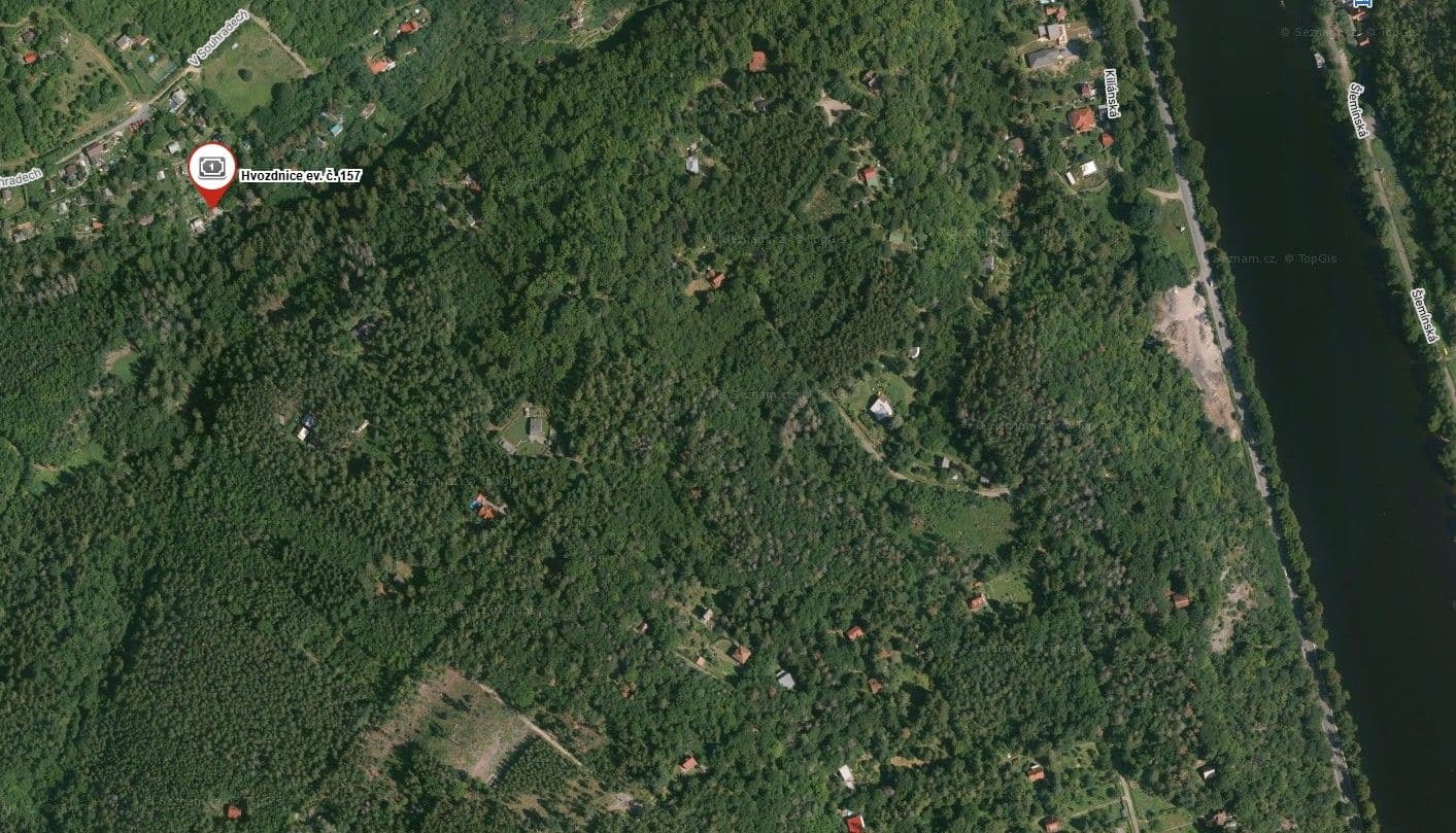 Predaj rekreačného objektu 48 m², pozemek 1.415 m², Hvozdnice, Středočeský kraj Predaj rekreačného objektu 48 m², pozemek 1.415 m², Hvozdnice, Středočeský kraj