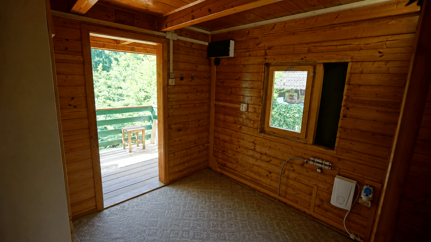 Predaj rekreačného objektu 48 m², pozemek 1.415 m², Hvozdnice, Středočeský kraj Predaj rekreačného objektu 48 m², pozemek 1.415 m², Hvozdnice, Středočeský kraj