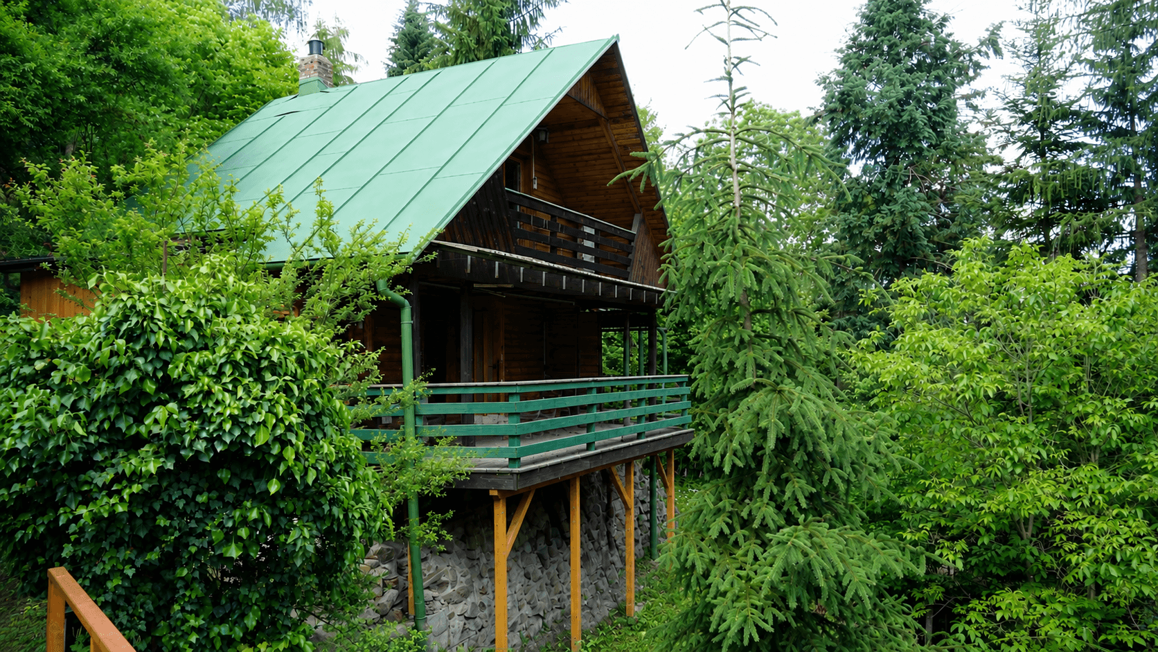 Predaj rekreačného objektu 48 m², pozemek 1.415 m², Hvozdnice, Středočeský kraj Predaj rekreačného objektu 48 m², pozemek 1.415 m², Hvozdnice, Středočeský kraj