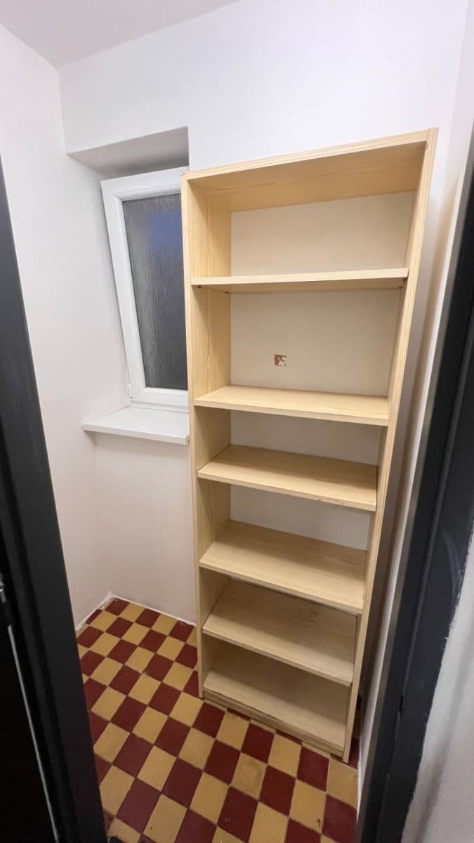Prenájom bytu 2-izbový 54 m², Hrubínova, Neratovice, Středočeský kraj Prenájom bytu 2-izbový 54 m², Hrubínova, Neratovice, Středočeský kraj