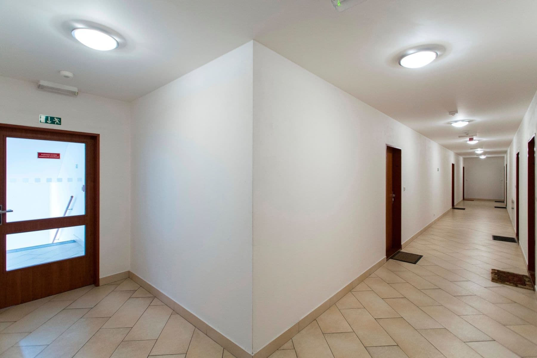 Prenájom bytu 1-izbový 39 m², Pavla Beneše, Praha, Praha Prenájom bytu 1-izbový 39 m², Pavla Beneše, Praha, Praha