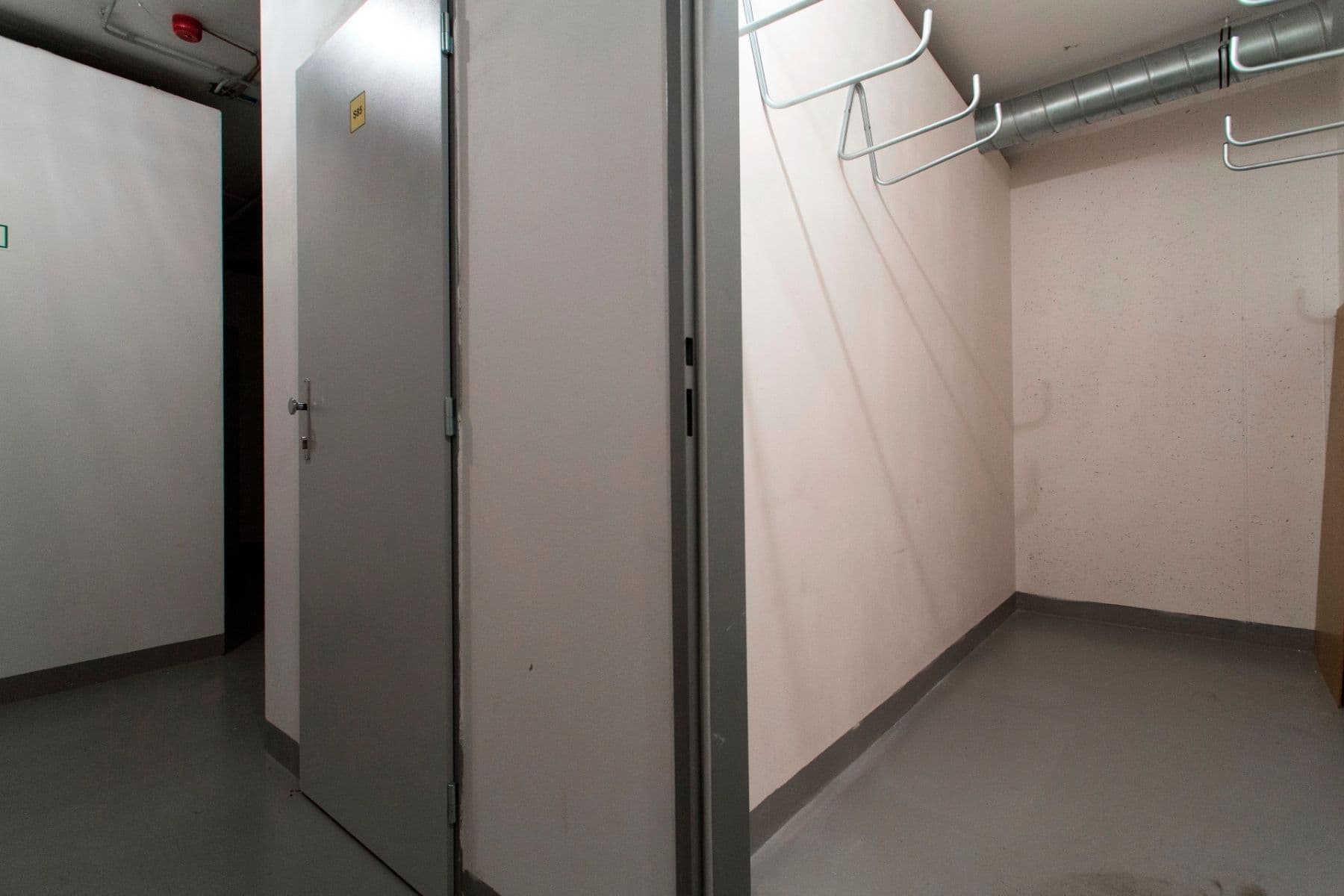 Prenájom bytu 1-izbový 39 m², Pavla Beneše, Praha, Praha Prenájom bytu 1-izbový 39 m², Pavla Beneše, Praha, Praha