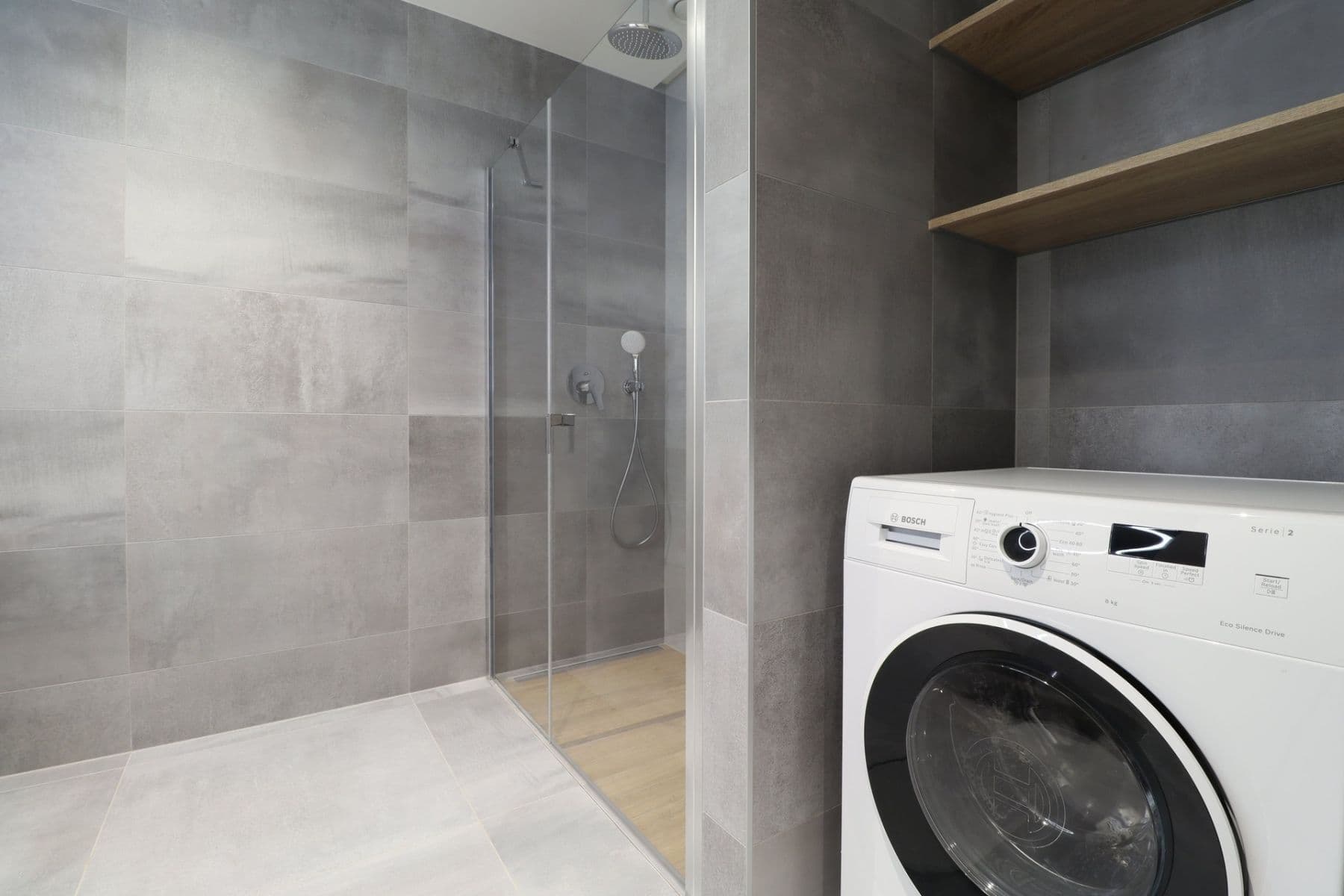 Prenájom bytu 1-izbový 45 m², Ramonova, Praha, Praha Prenájom bytu 1-izbový 45 m², Ramonova, Praha, Praha