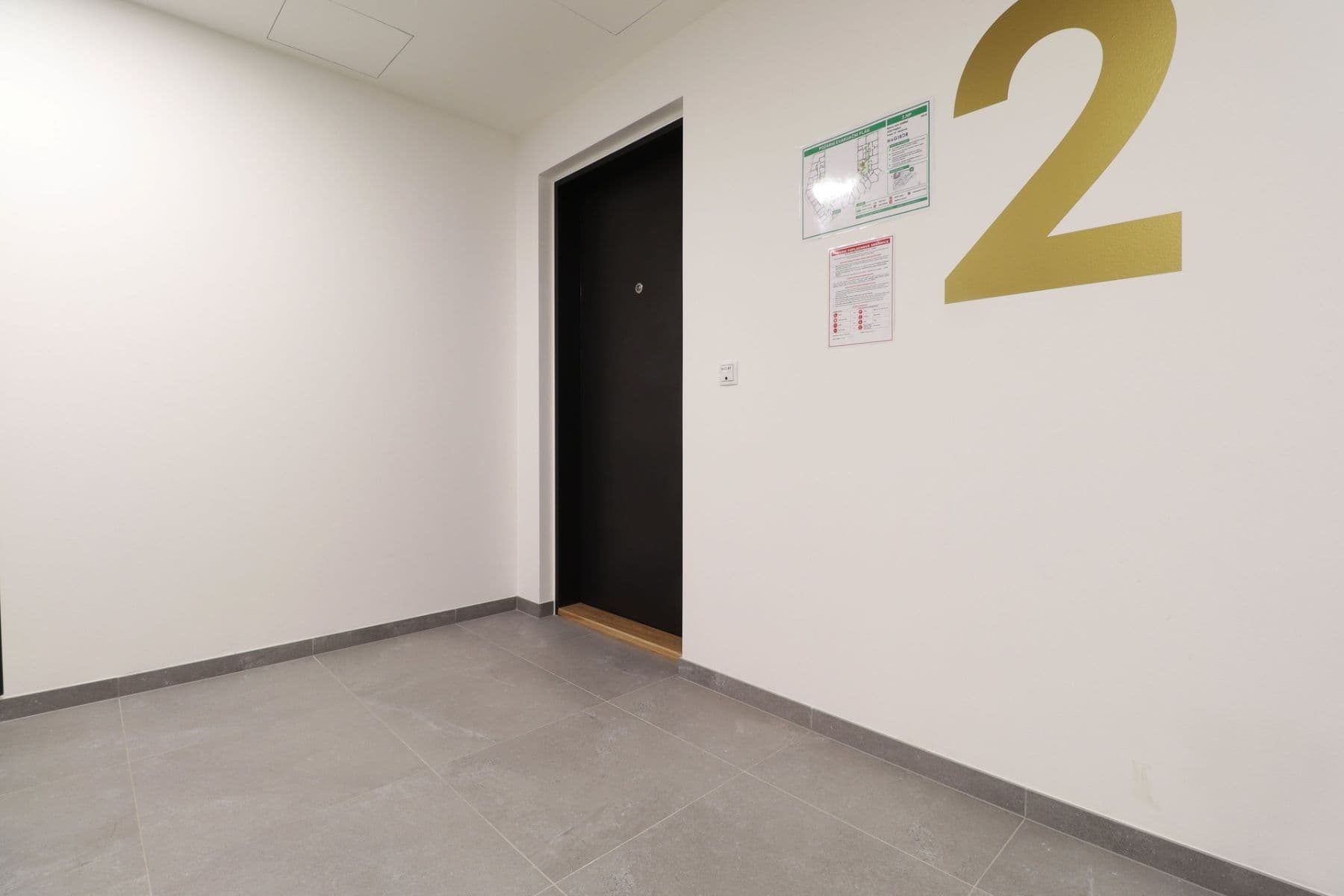 Prenájom bytu 1-izbový 45 m², Ramonova, Praha, Praha Prenájom bytu 1-izbový 45 m², Ramonova, Praha, Praha