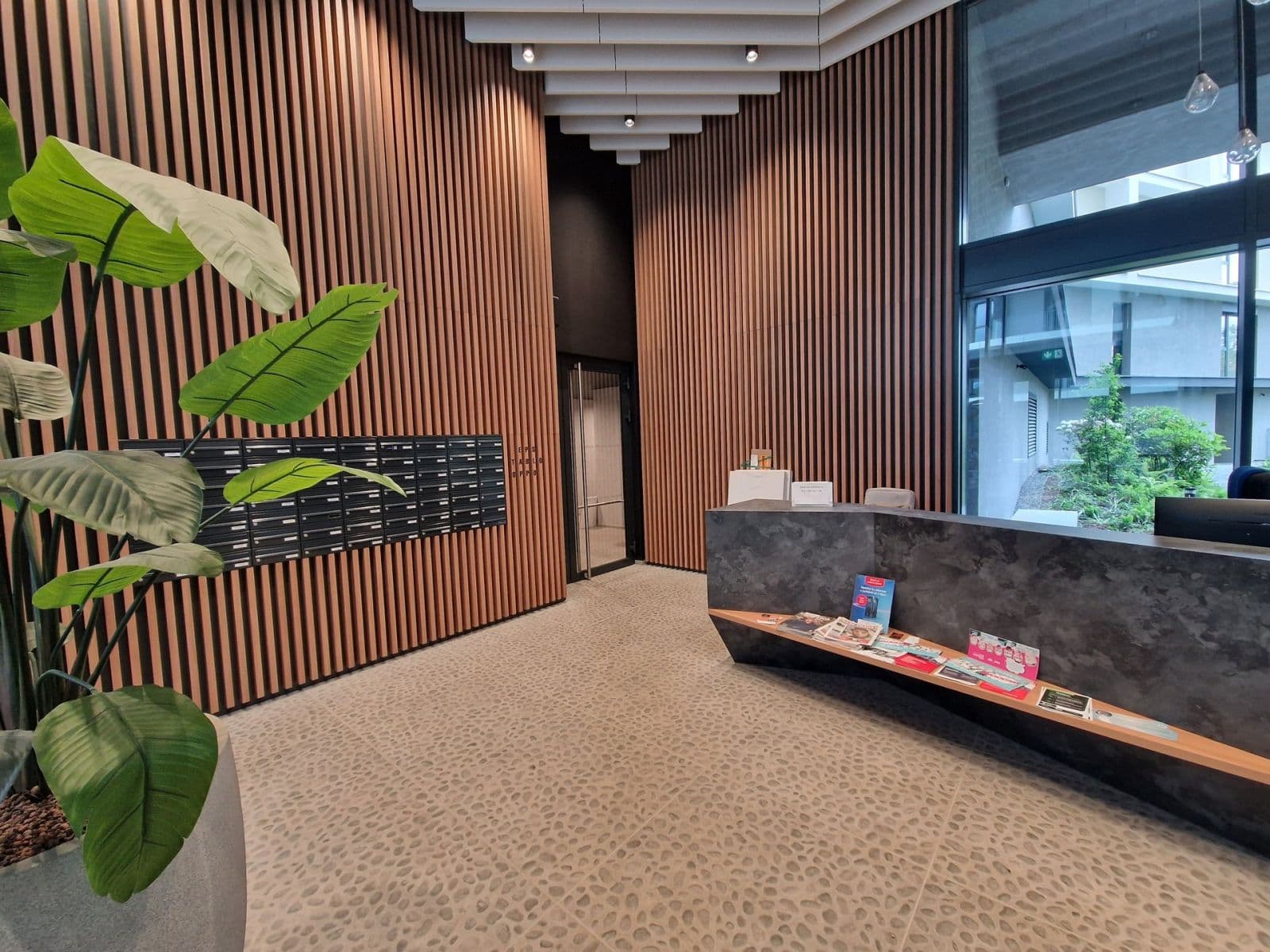Prenájom bytu 1-izbový 45 m², Ramonova, Praha, Praha Prenájom bytu 1-izbový 45 m², Ramonova, Praha, Praha