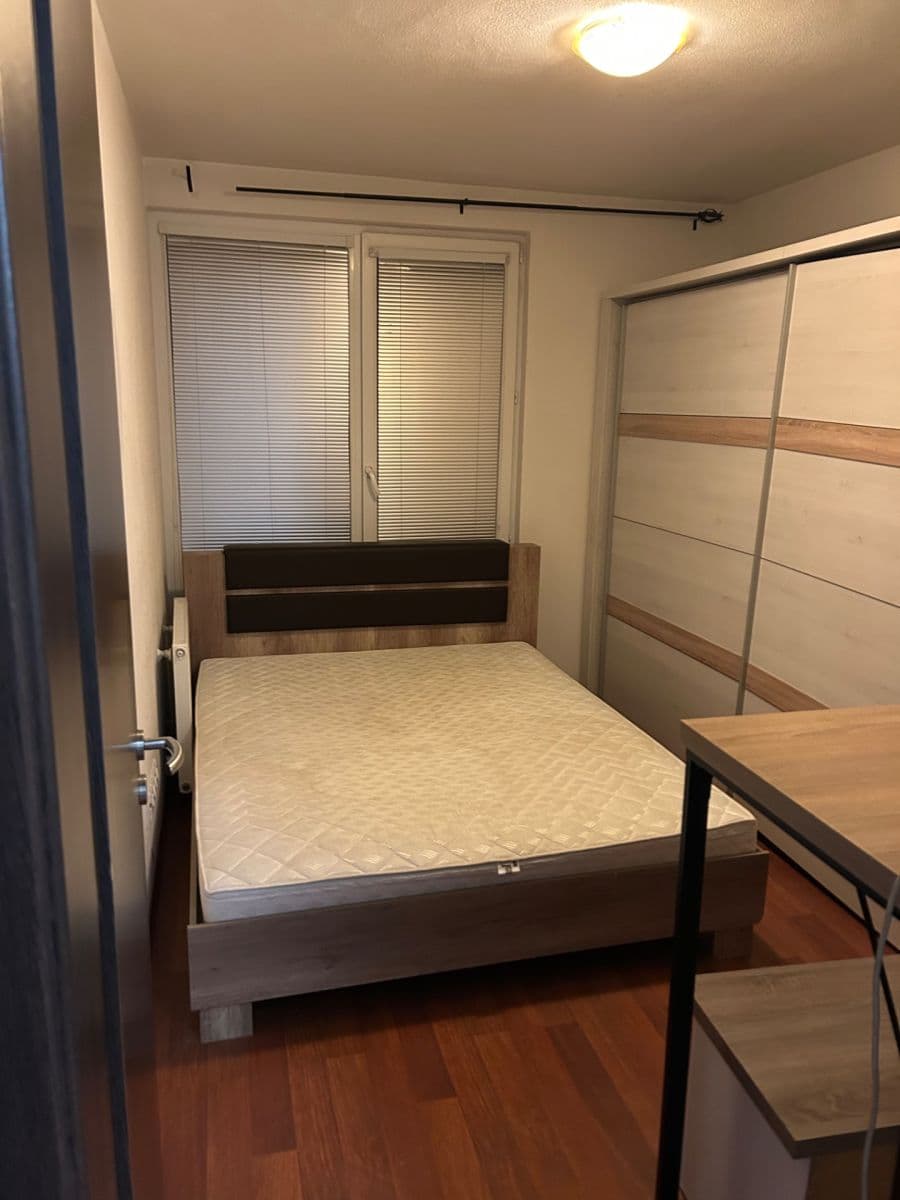 Prenájom bytu 3-izbový 80 m², Pajštúnska, Petržalka, Bratislavský kraj Prenájom bytu 3-izbový 80 m², Pajštúnska, Petržalka, Bratislavský kraj