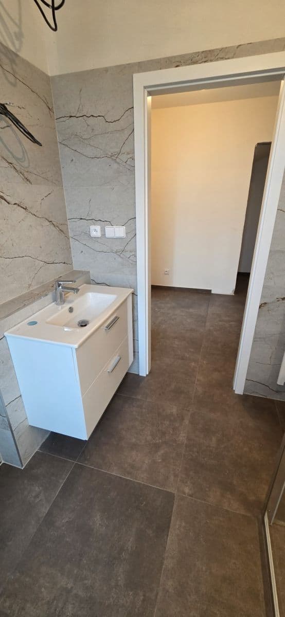 Predaj domu 104 m², pozemek 178 m², K Lomu, Stará Huť, Středočeský kraj Predaj domu 104 m², pozemek 178 m², K Lomu, Stará Huť, Středočeský kraj
