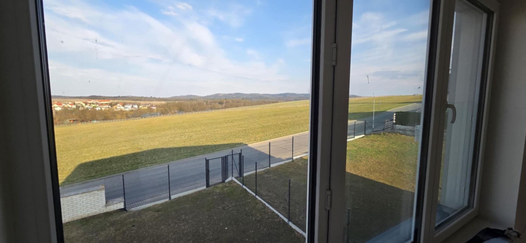 Predaj domu 104 m², pozemek 178 m², K Lomu, Stará Huť, Středočeský kraj Predaj domu 104 m², pozemek 178 m², K Lomu, Stará Huť, Středočeský kraj