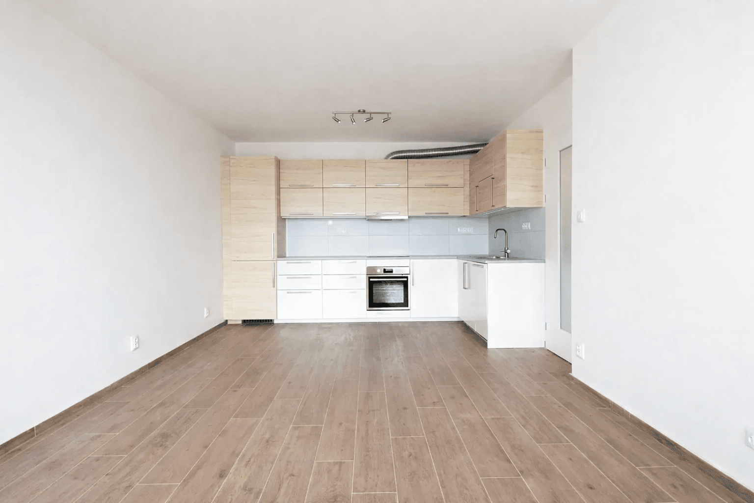 Prenájom bytu 2-izbový 50 m², Otýlie Beníškové, Plzeň, Plzeňský kraj Prenájom bytu 2-izbový 50 m², Otýlie Beníškové, Plzeň, Plzeňský kraj